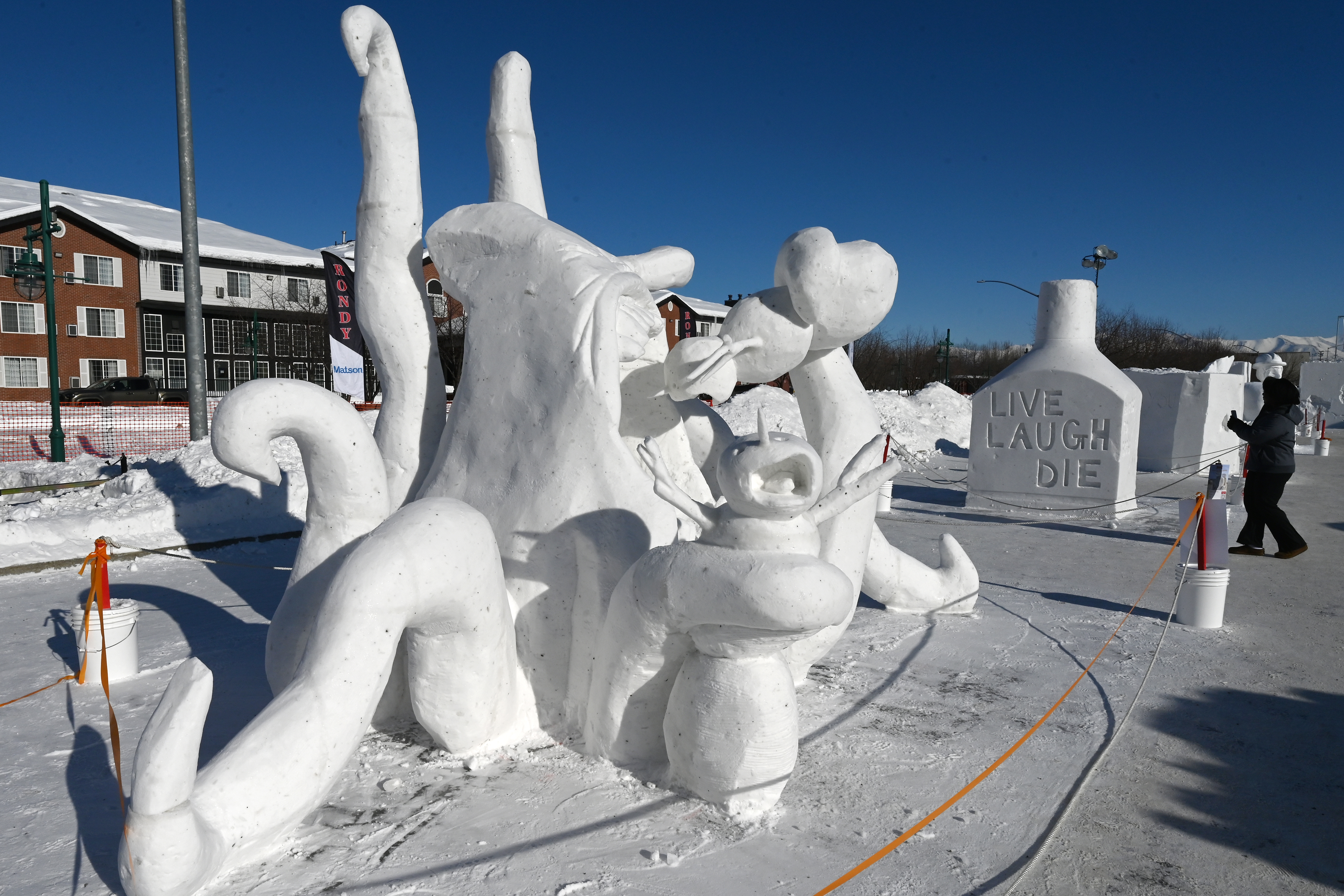Snow sculptures sparkle at Fur Rendezvous - Anchorage Daily News