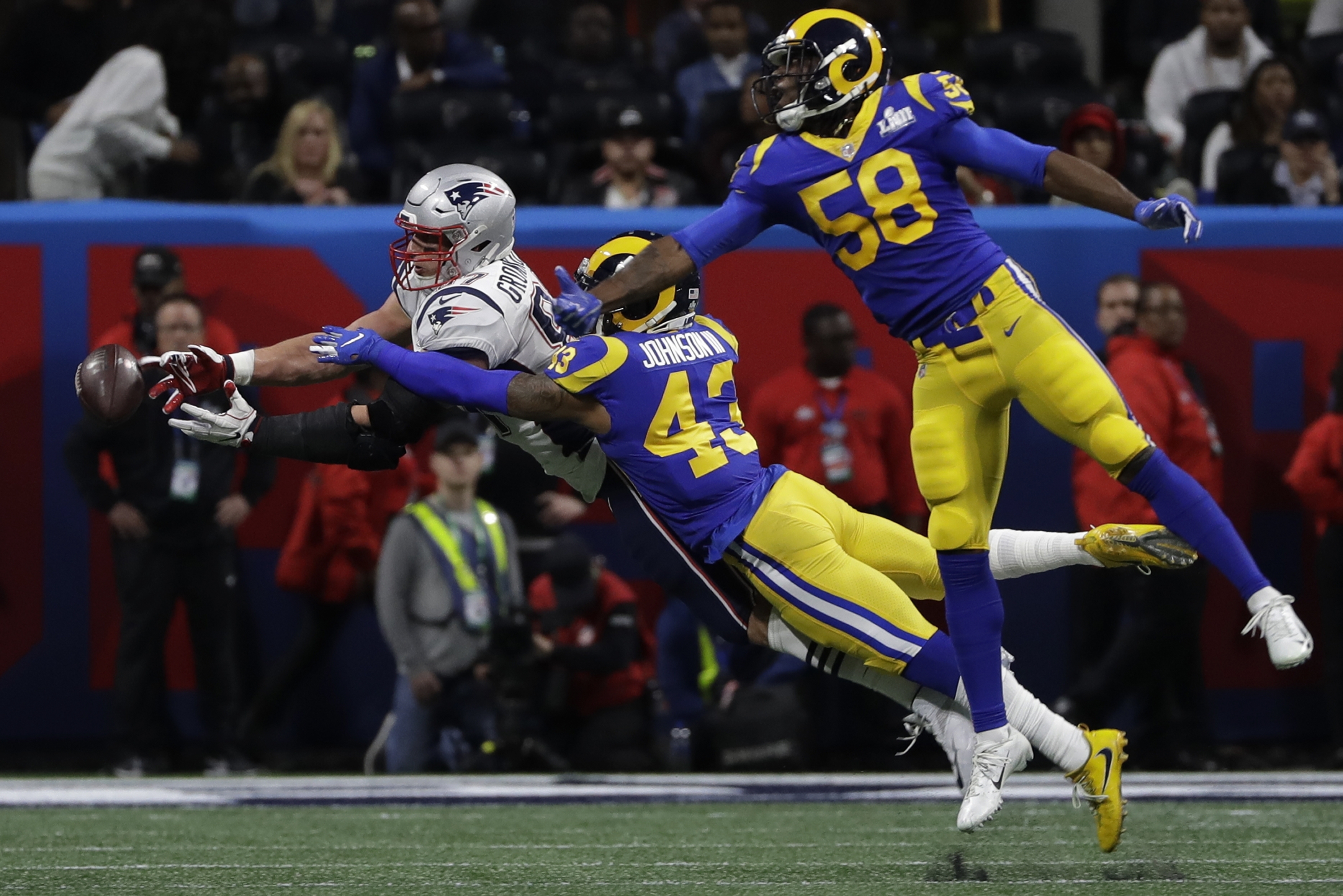 Cardinals, OLB Markus Golden agree to 1-year extension: Reports