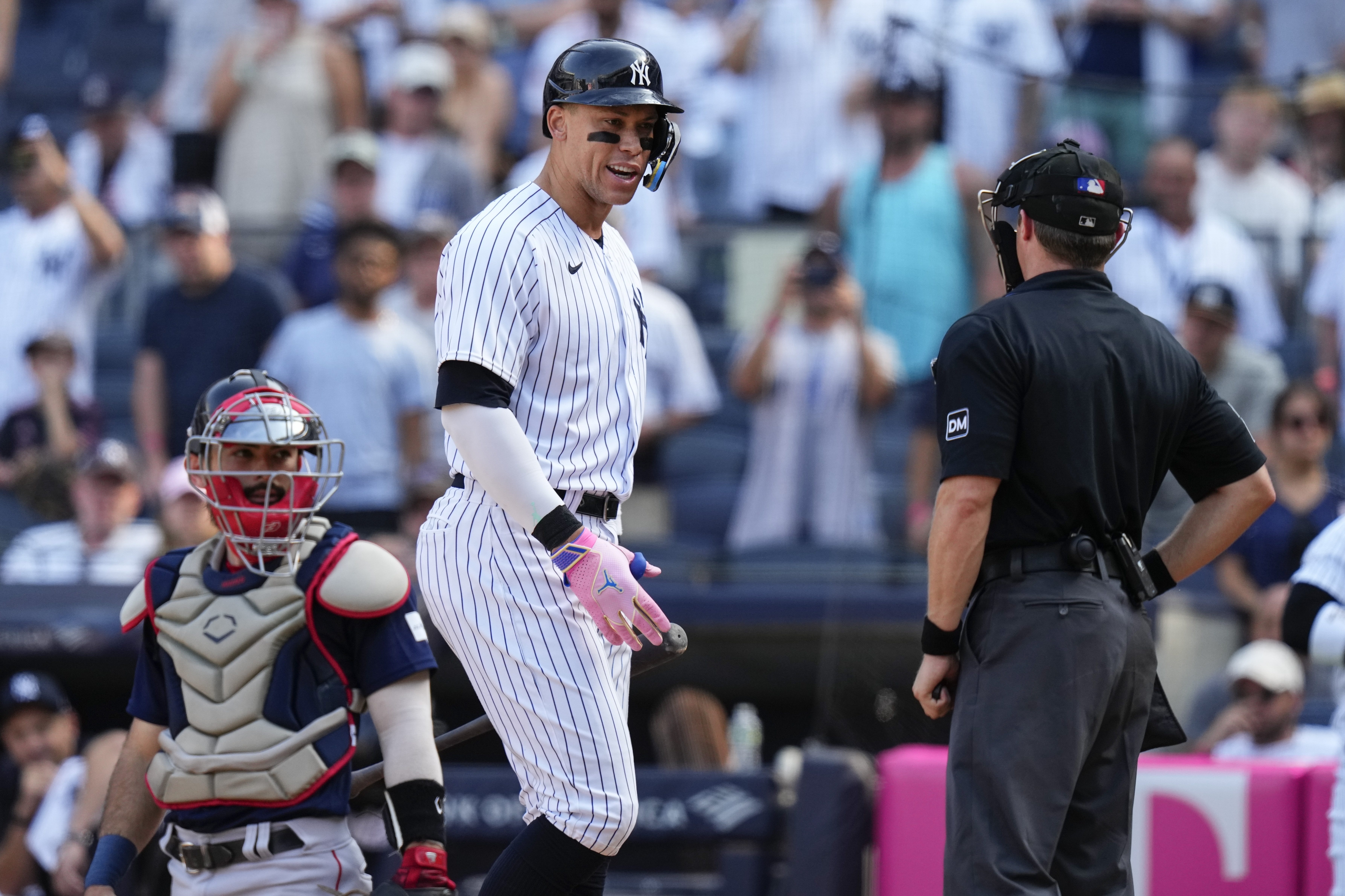 NY Yankees lose 8 in row for first time since 1995 as Red Sox win