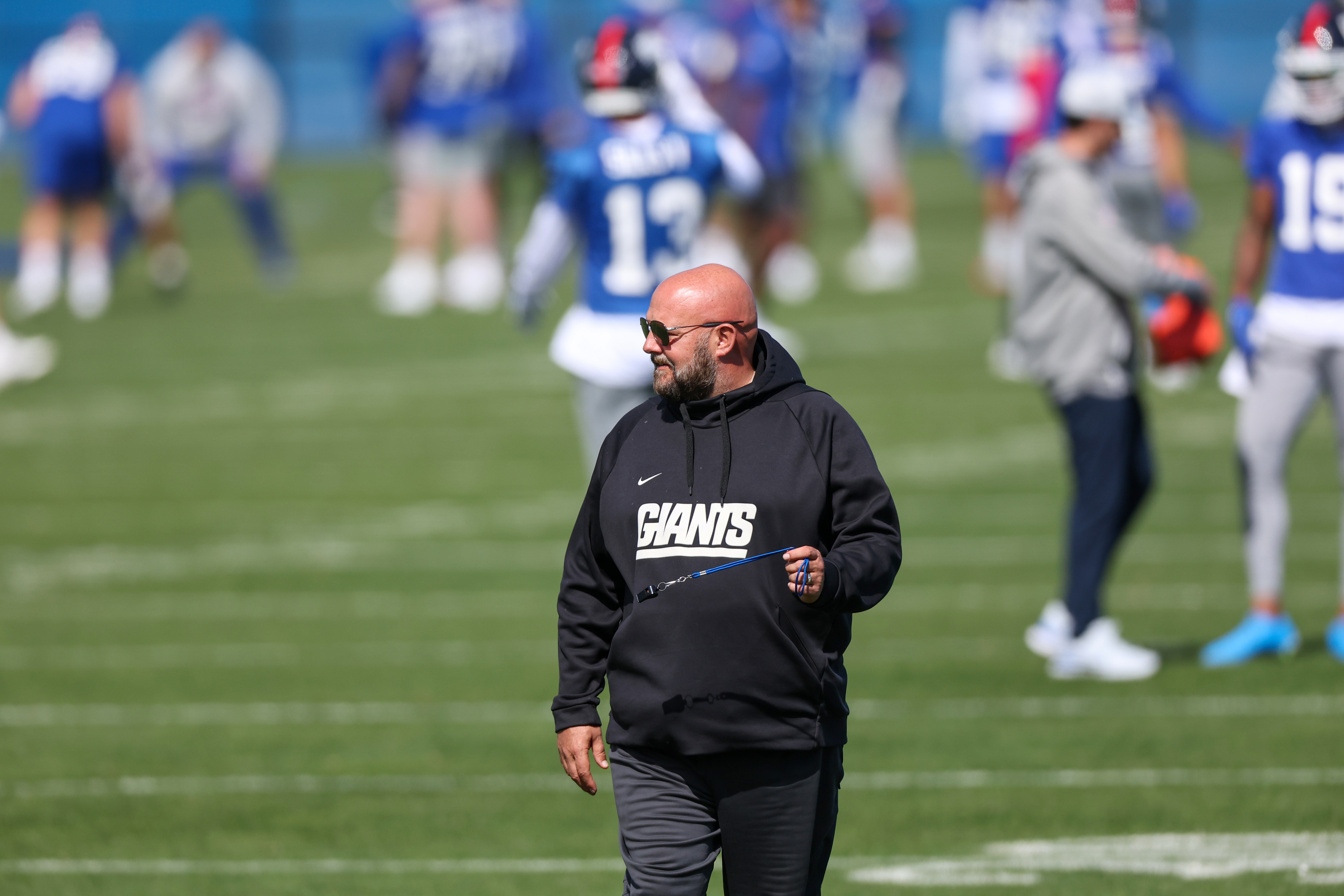 Giants still solving offensive line woes at training camp