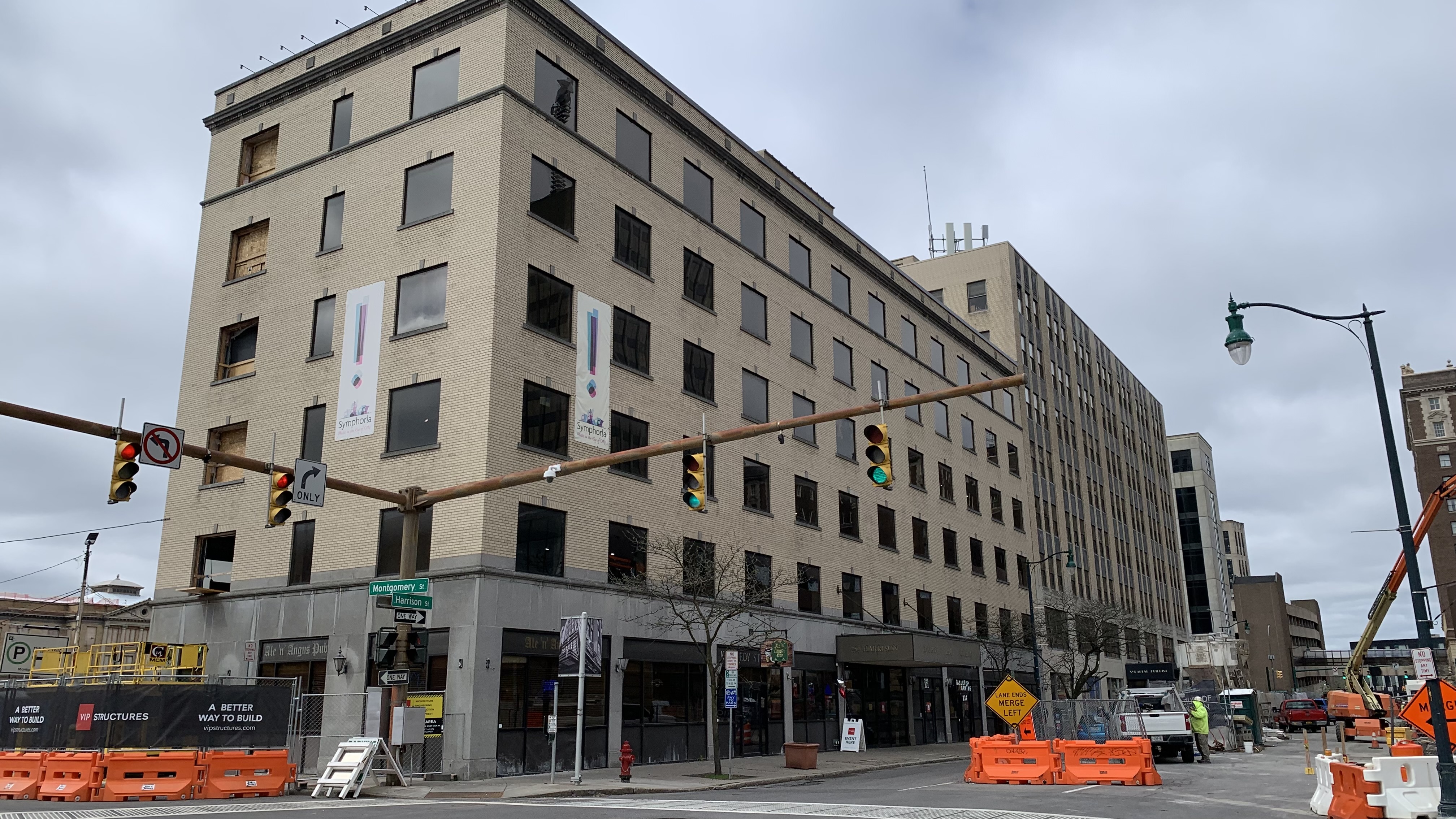 $13M transformation of Syracuse office building into apartments gets county  grant - syracuse.com, image size:4032x2268