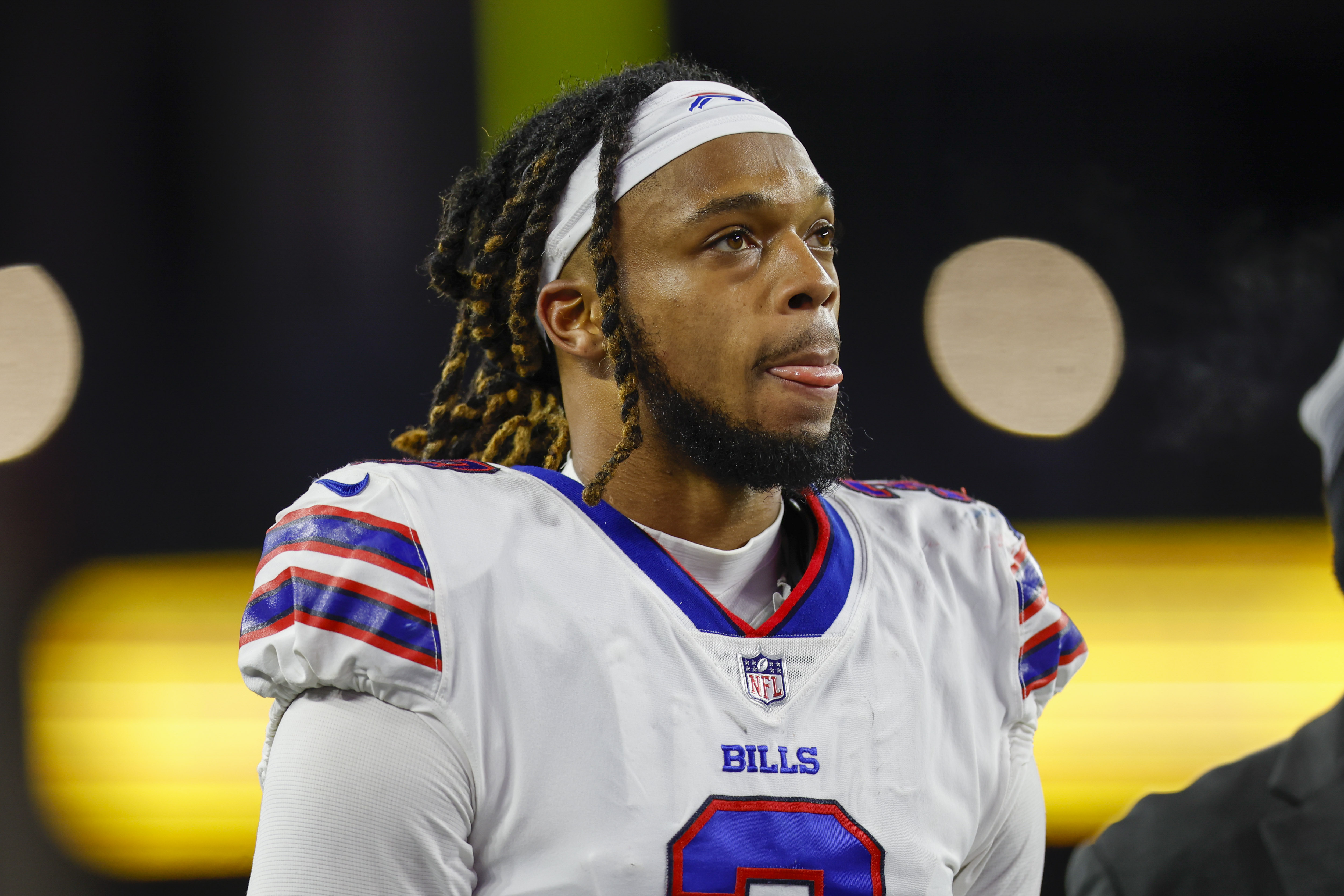 Bills' Hamlin collapses on football field, gets CPR; game suspended