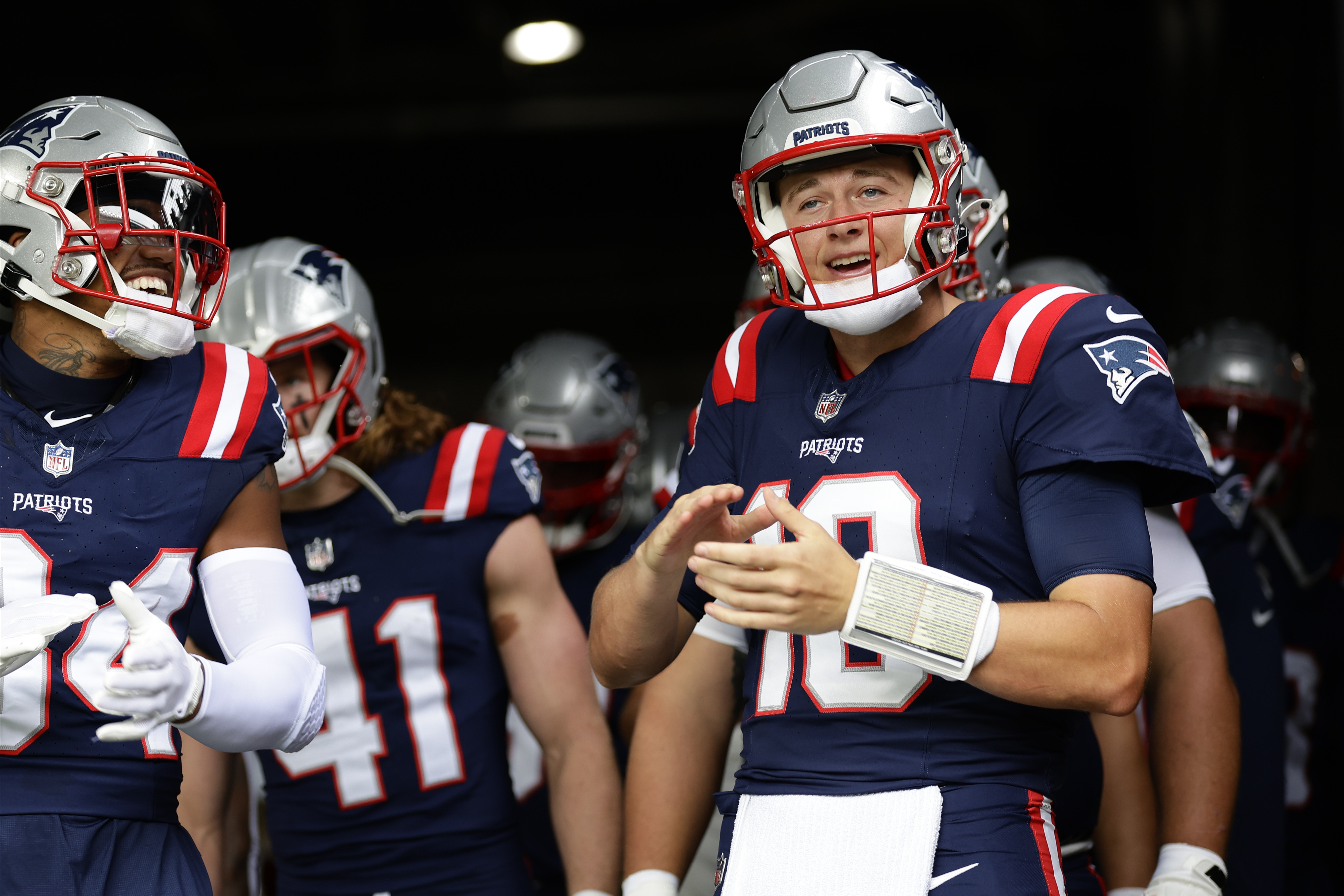 Live Updates: Patriots look for their first home win of the season vs. the  Jets (Week 7) 