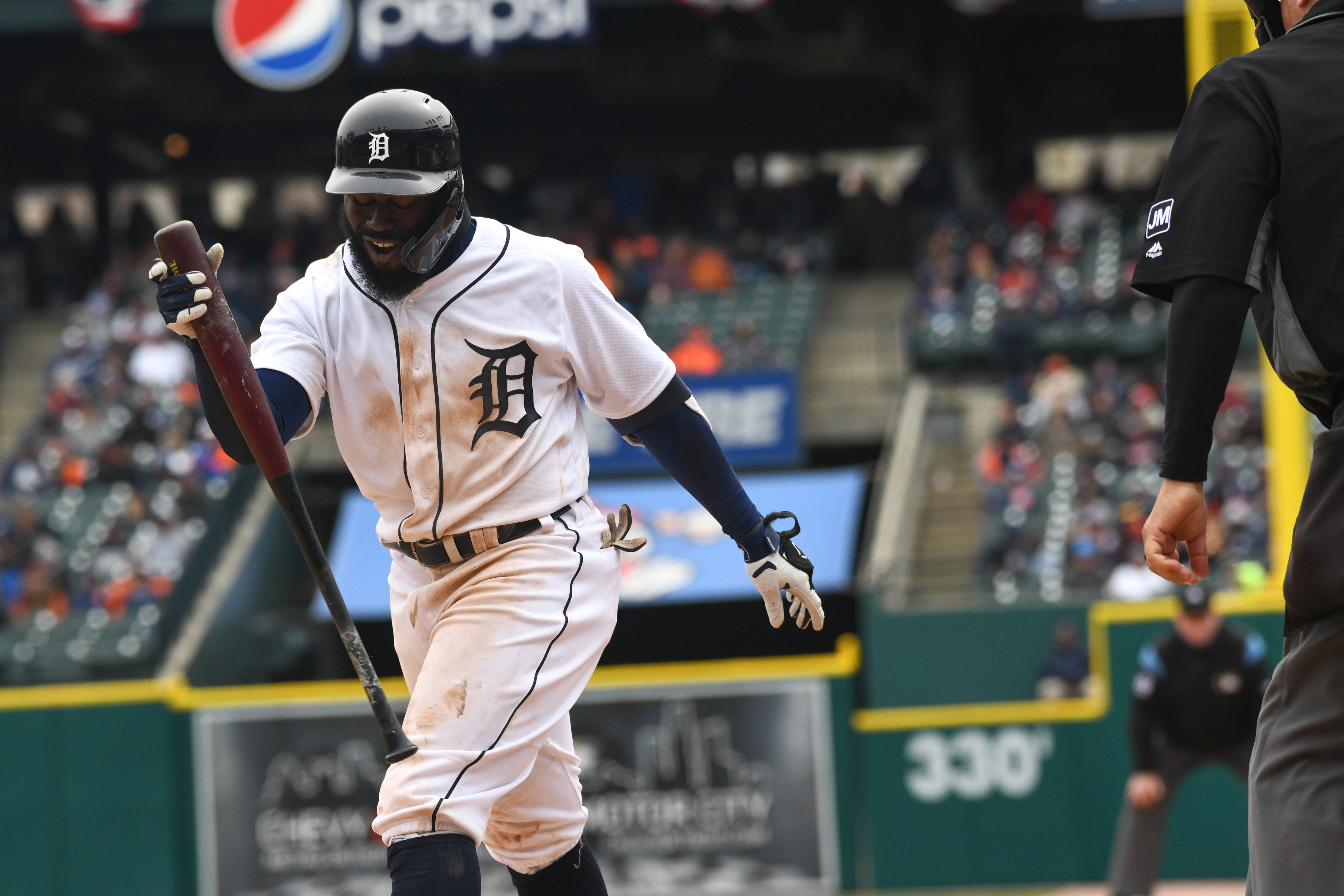 Tigers adding All-Star infielder Josh Harrison; seeking first-base help, too