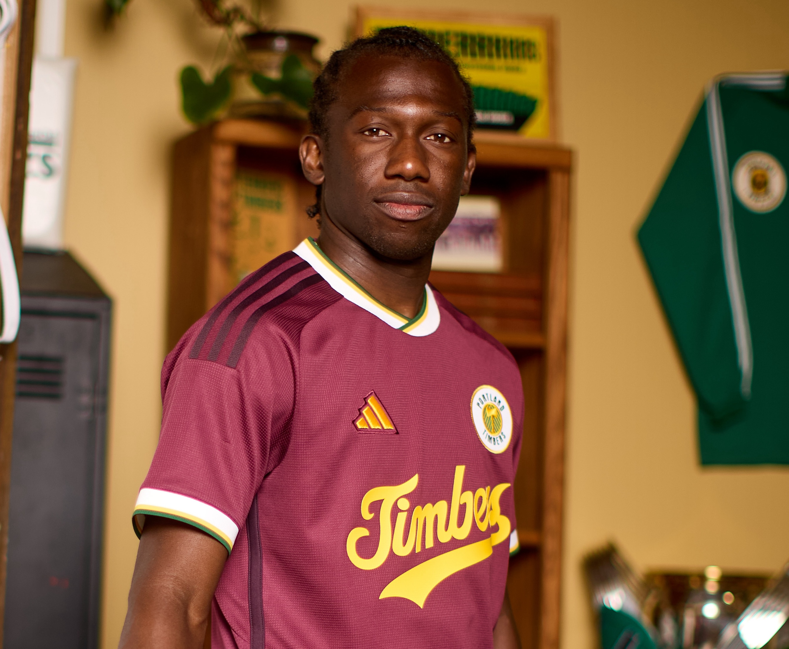 Portland Timbers unveil new uniforms in honor of legendary player