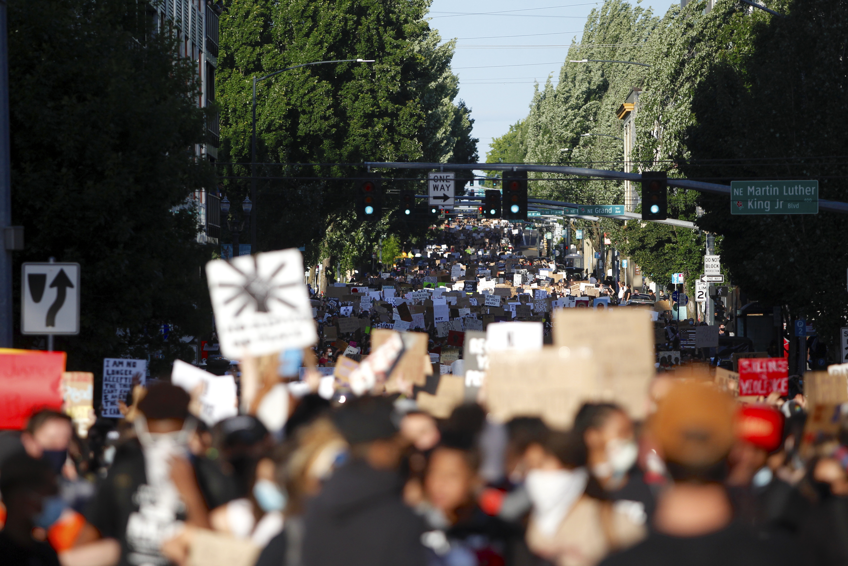 Protests continue for sixth night in Portland - oregonlive.com
