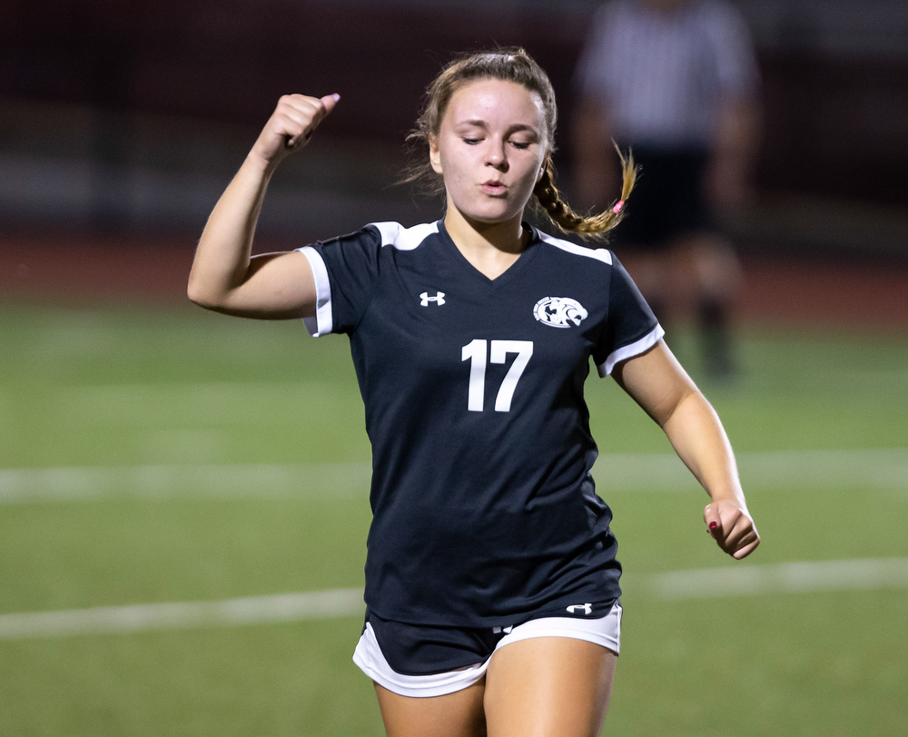 Palmyra vs CD East in girls high school soccer - pennlive.com