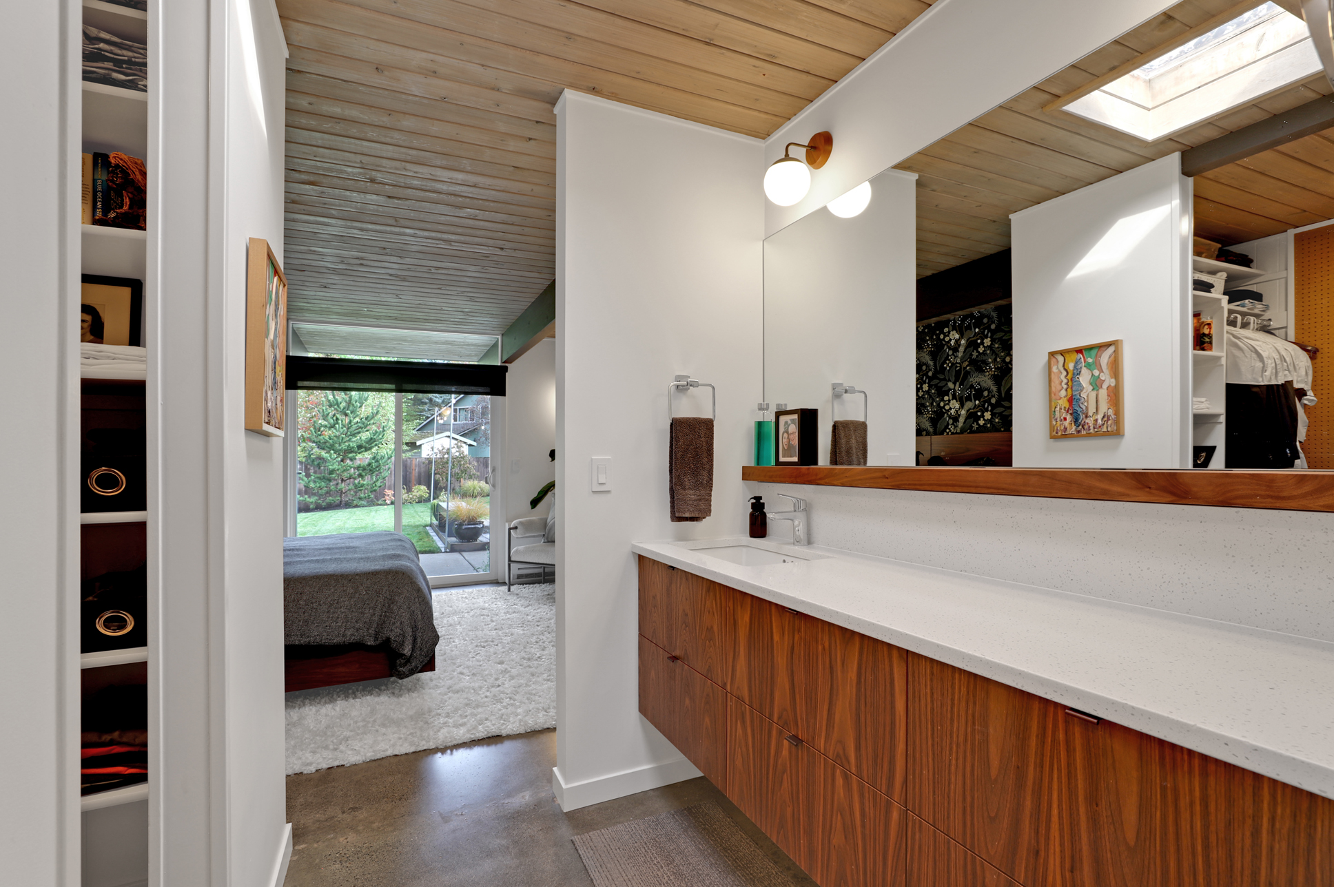 1967 remodeled Rummer-built modern home - oregonlive.com