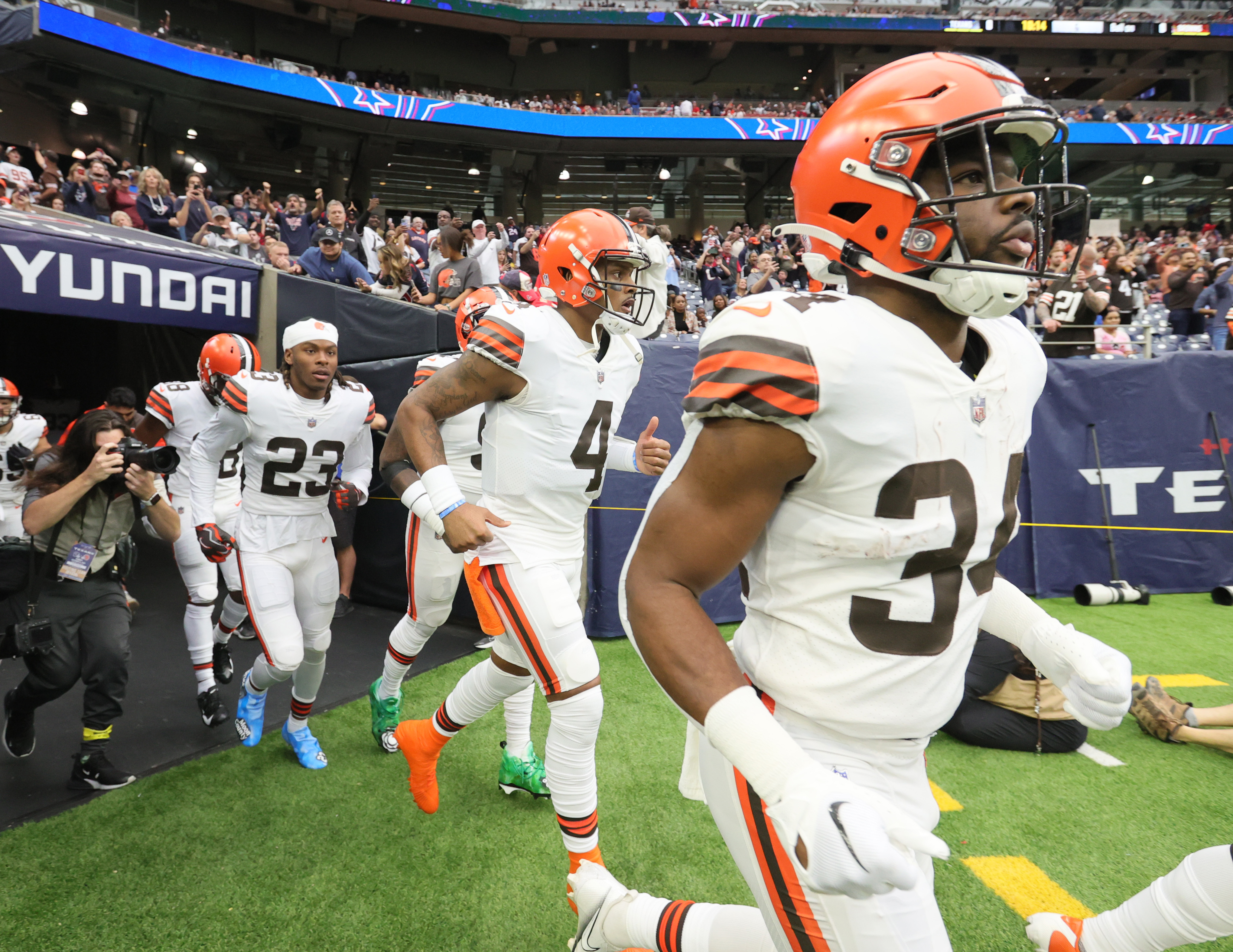 Deshaun Watson returns from 11-game suspension with some support, many boos