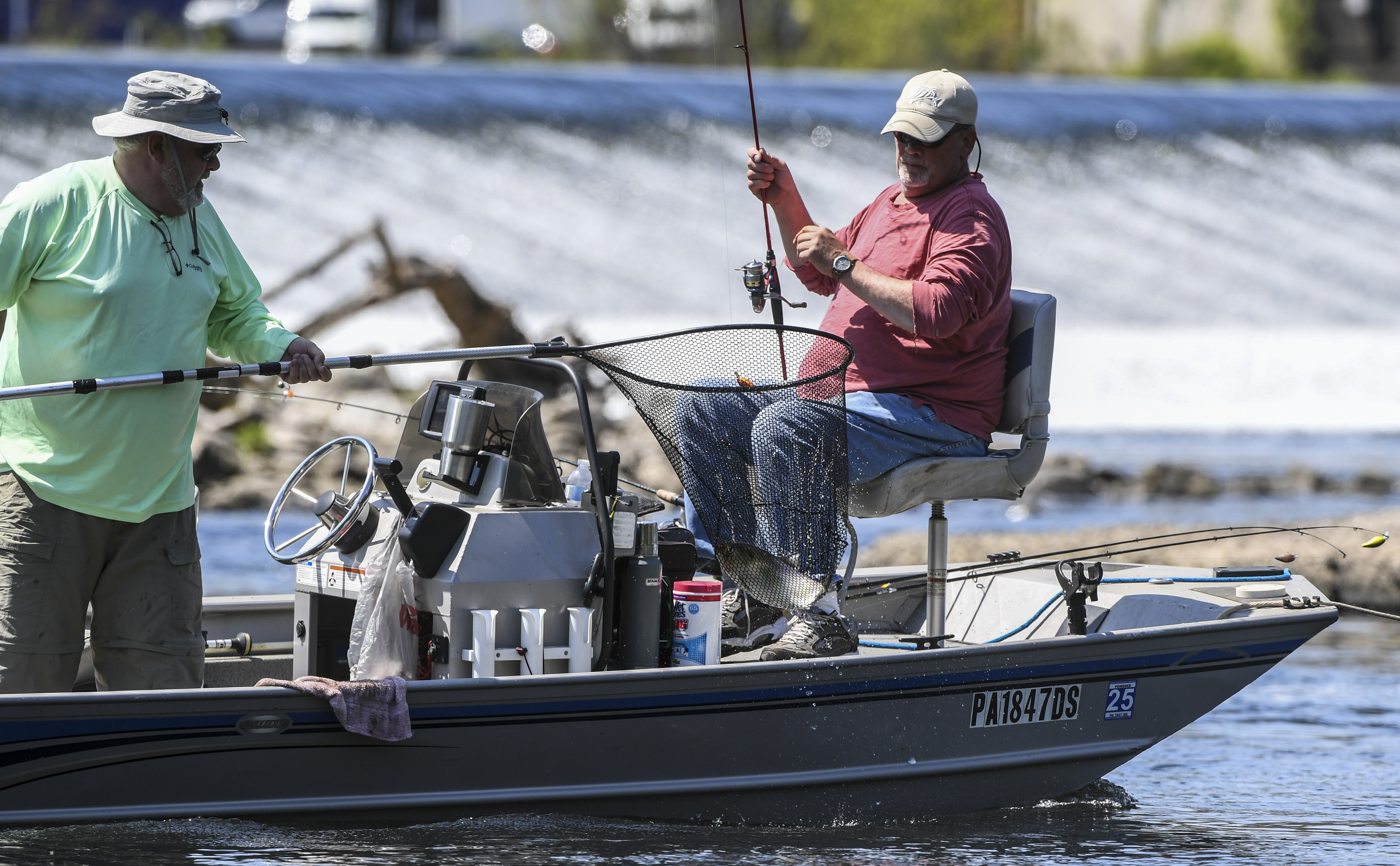 Anglers compete during the 2023 Bi-State Shad Fishing Contest 