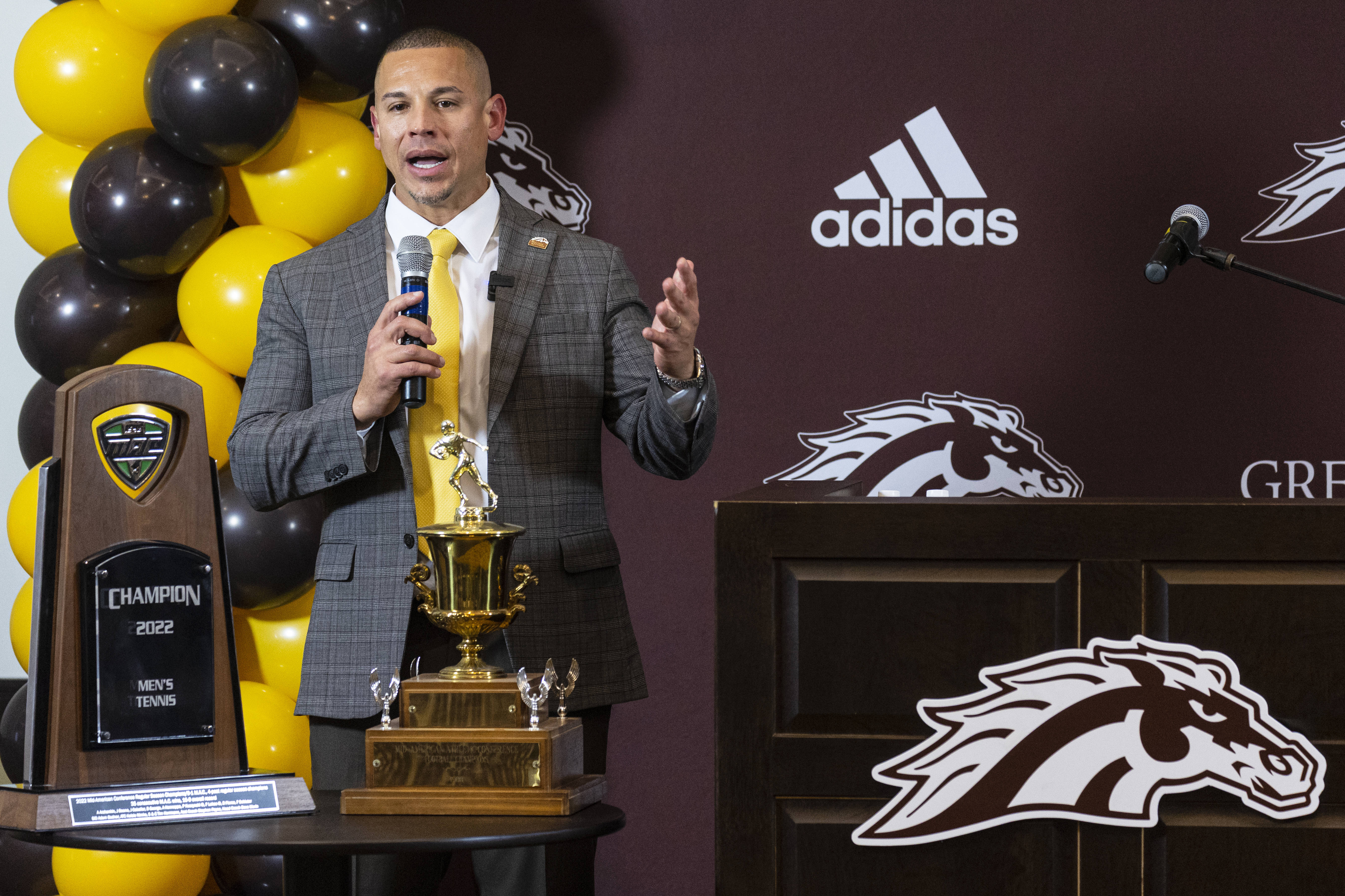 WMU hires Louisville assistant Lance Taylor as new head football coach, WTVB, 1590 AM · 95.5 FM