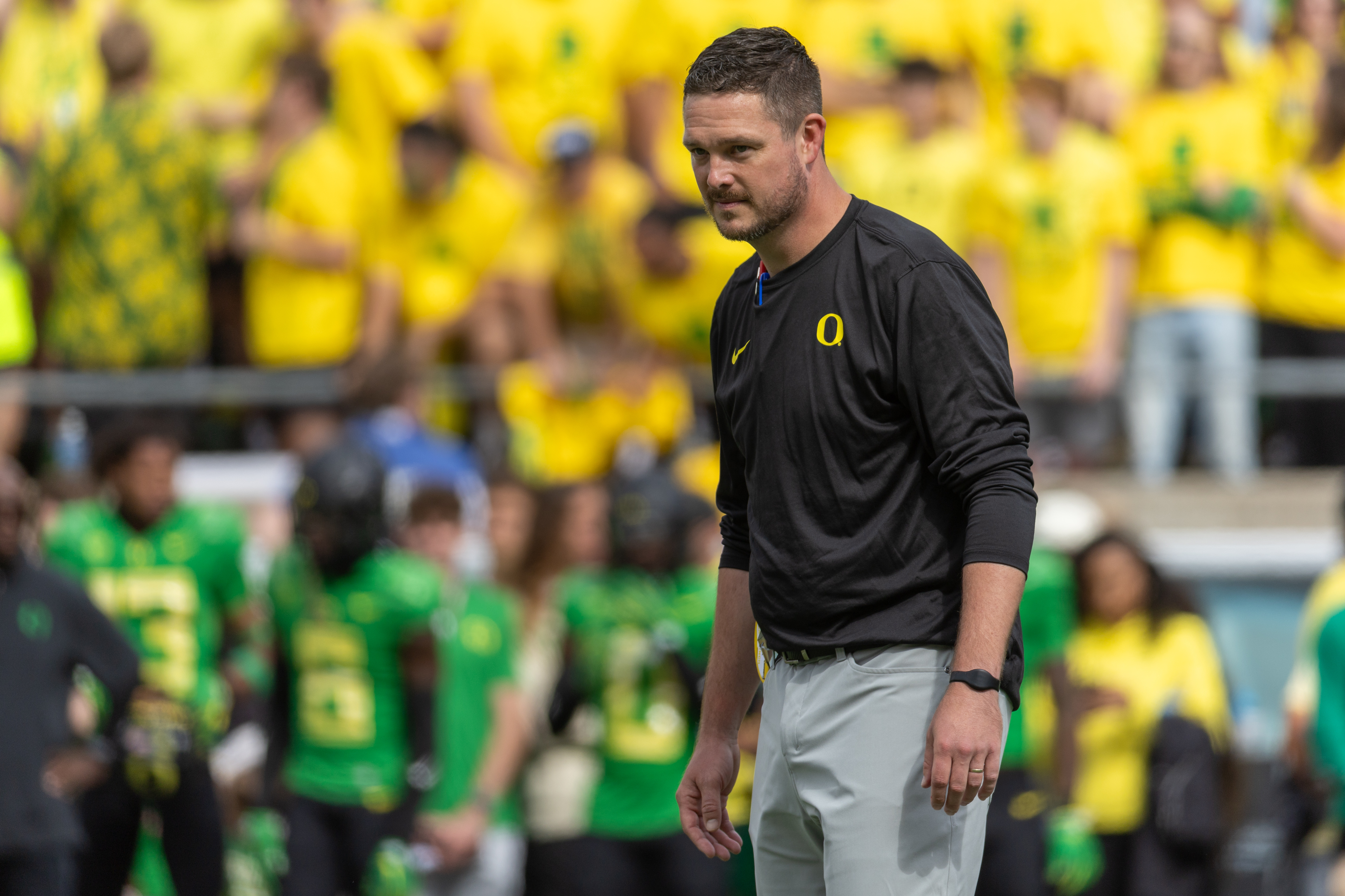 Deion Sanders' Colorado stomps on Oregon logo prior to game