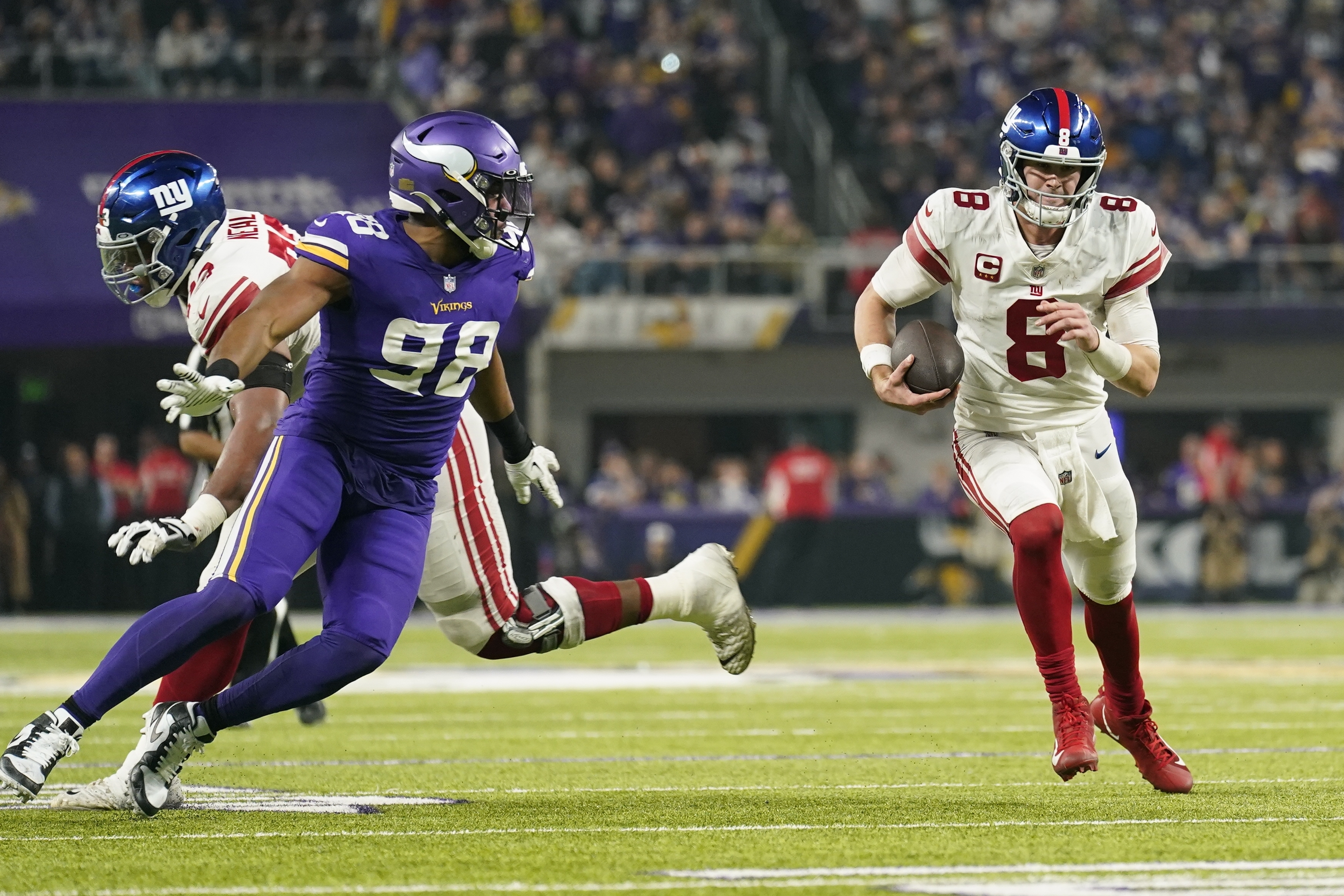 Jones stars as Giants take down Vikings, advance to face Eagles