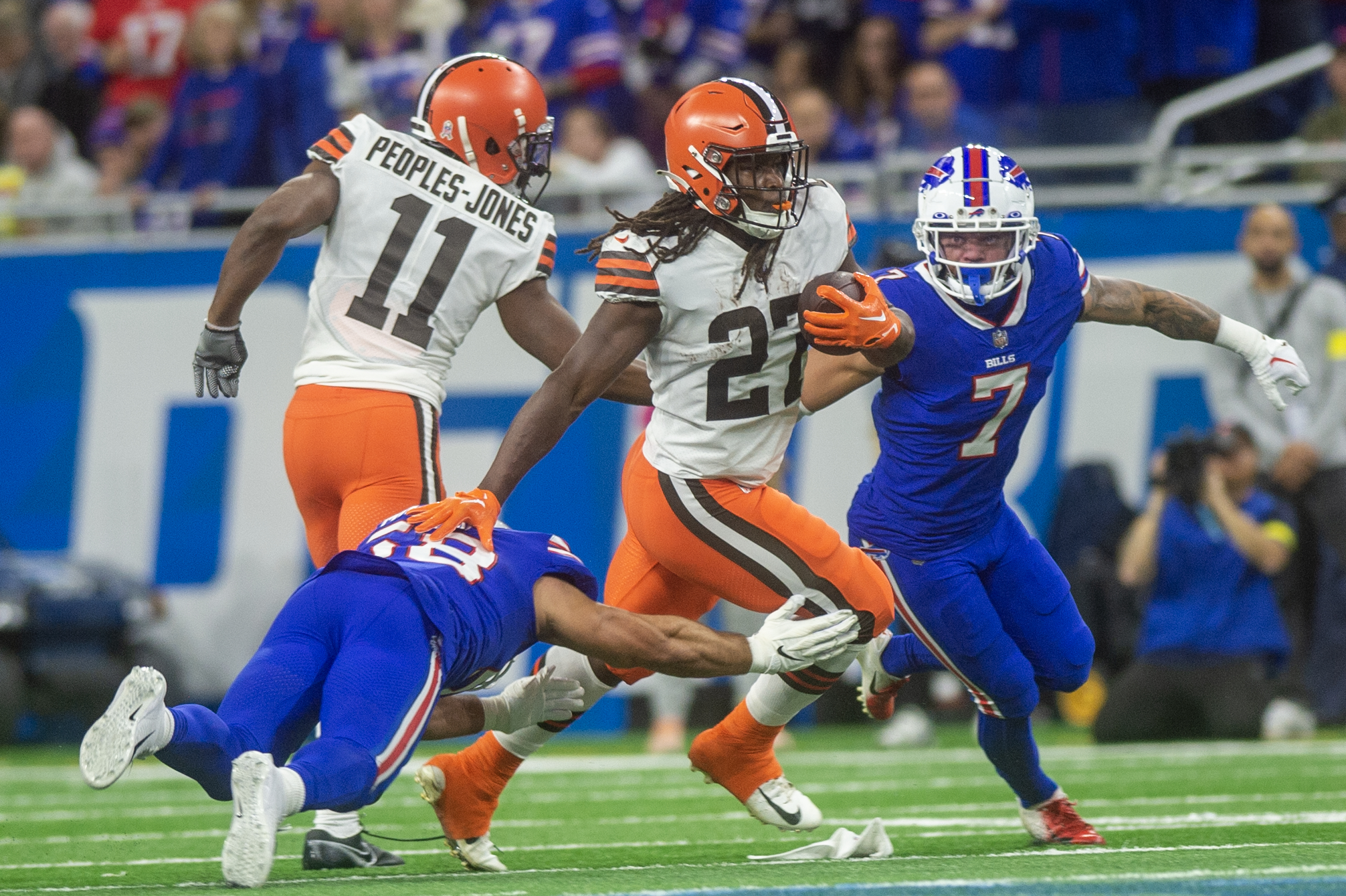 Bills make themselves at home at Ford Field after snowstorm forces Buffalo  to move game to Detroit 