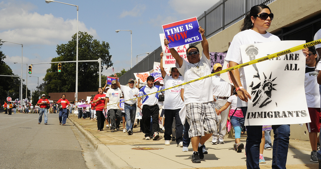 Alabama sees population grow due to immigrants, Census estimates show