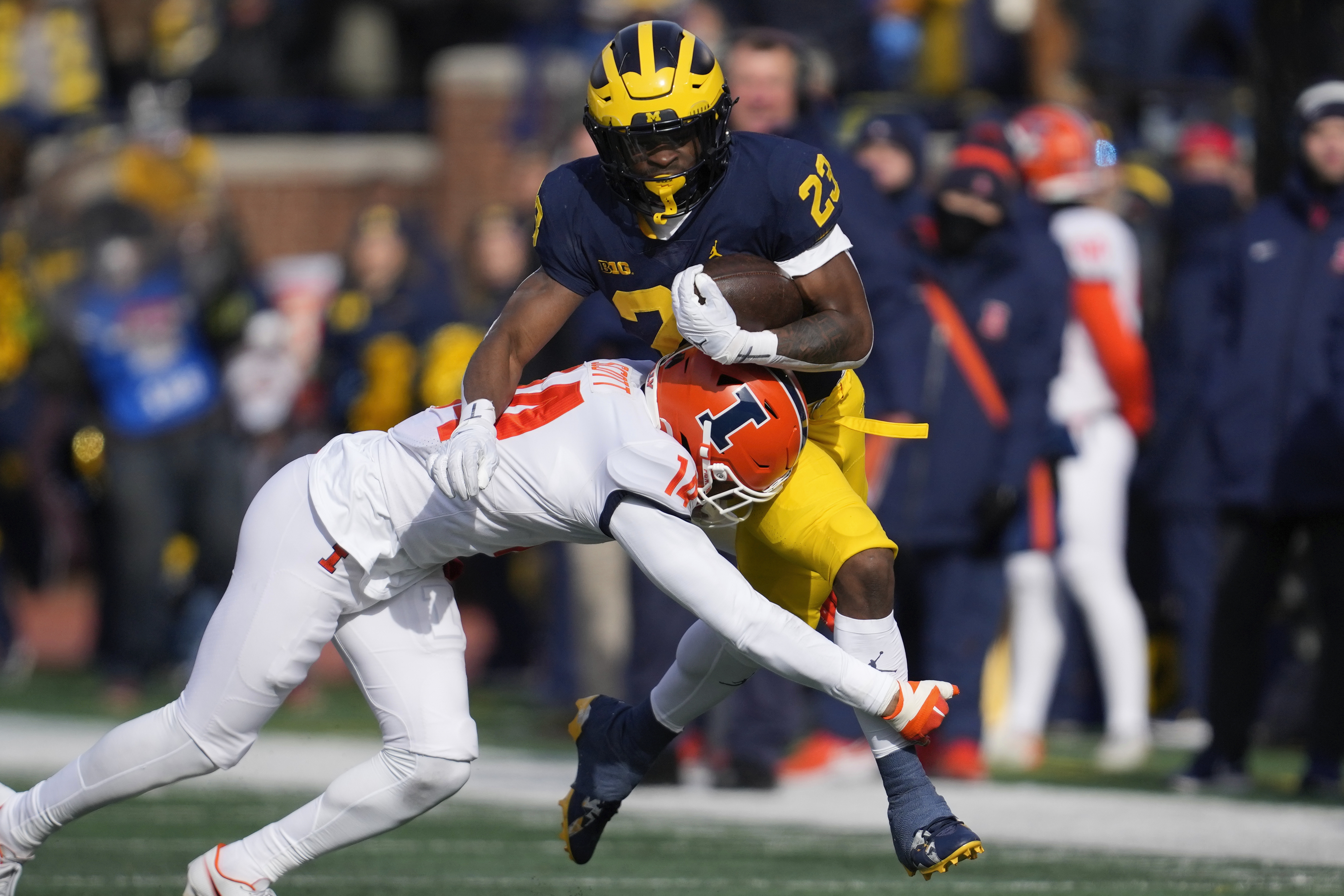 Michigan snap counts, PFF grades: Receivers, pass rush struggle vs