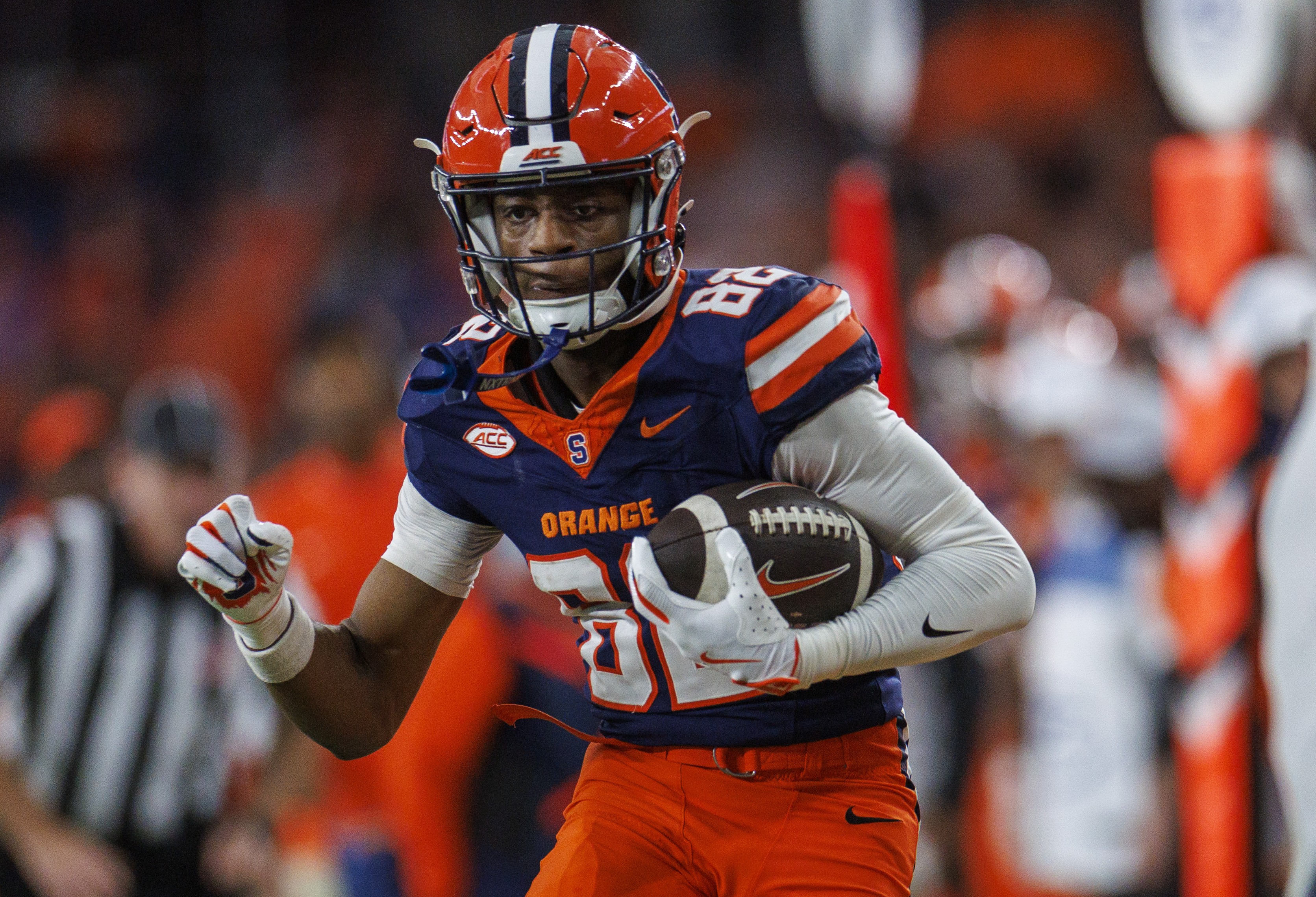 Syracuse Orange football throws down against the Connecticut Huskies at ...