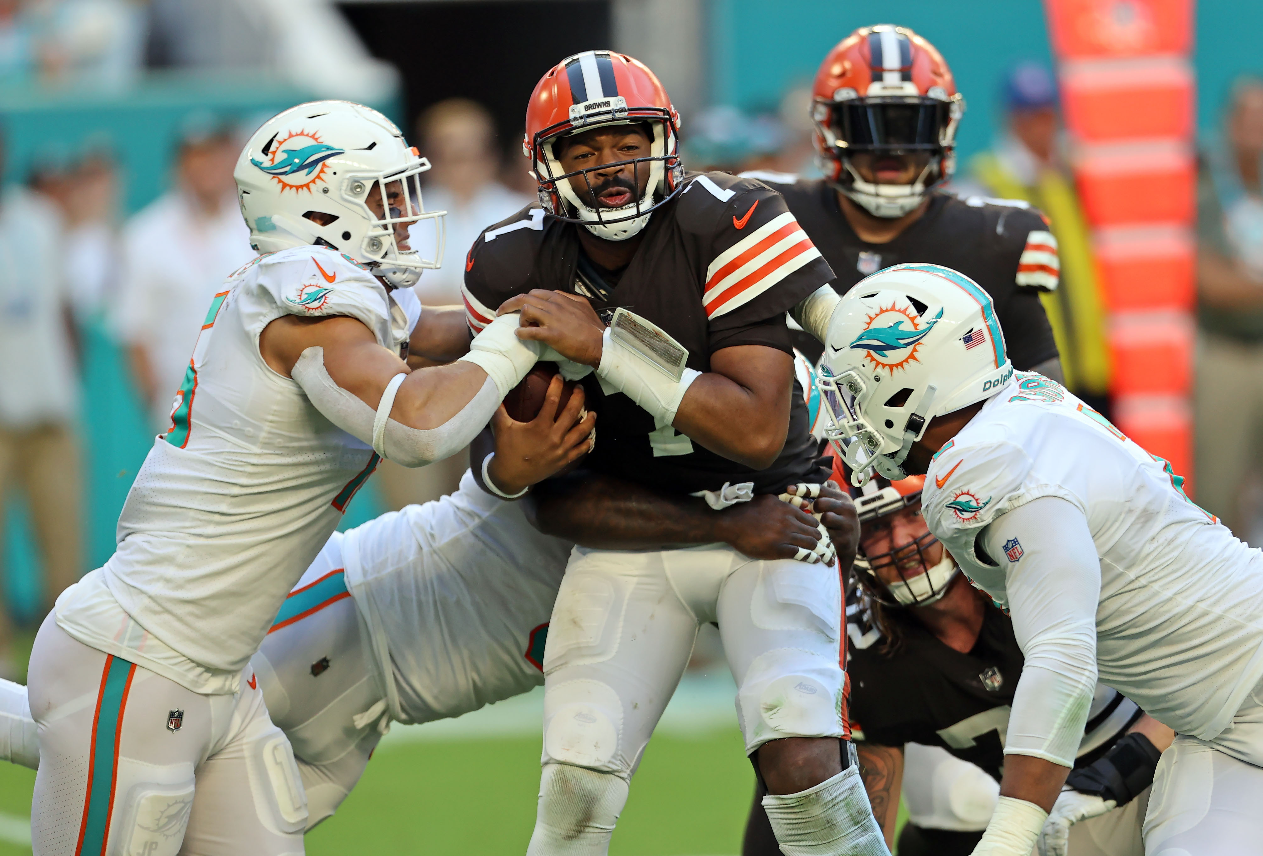 Cleveland Browns vs Miami Dolphins - November 13, 2022