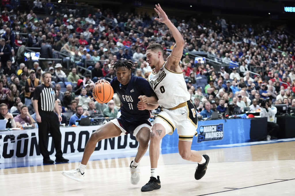 Fairleigh Dickinson stuns No. 1 seed Purdue in March Madness