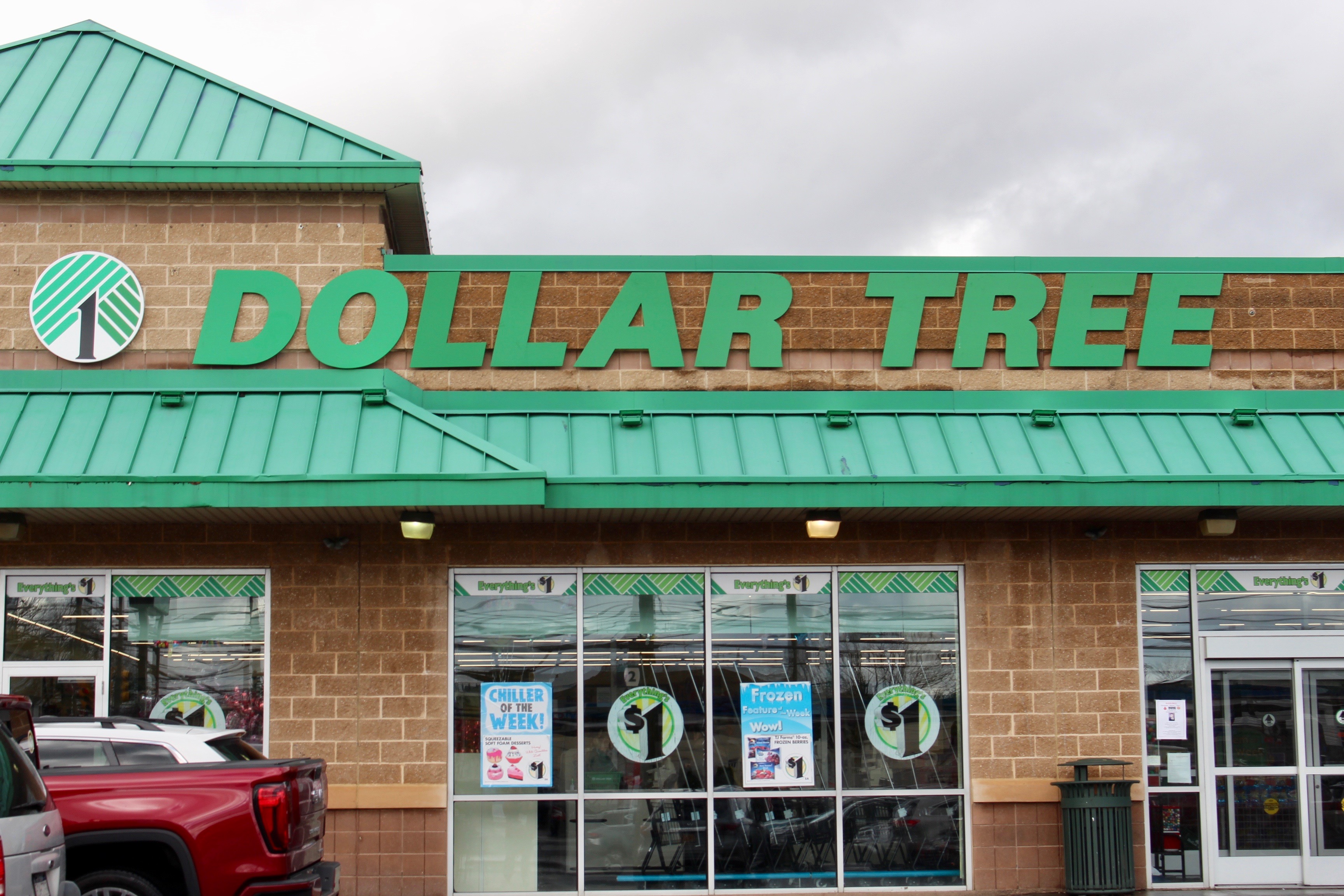 $1 no more: One dollar store is raising prices while customers flock to its  competitor 