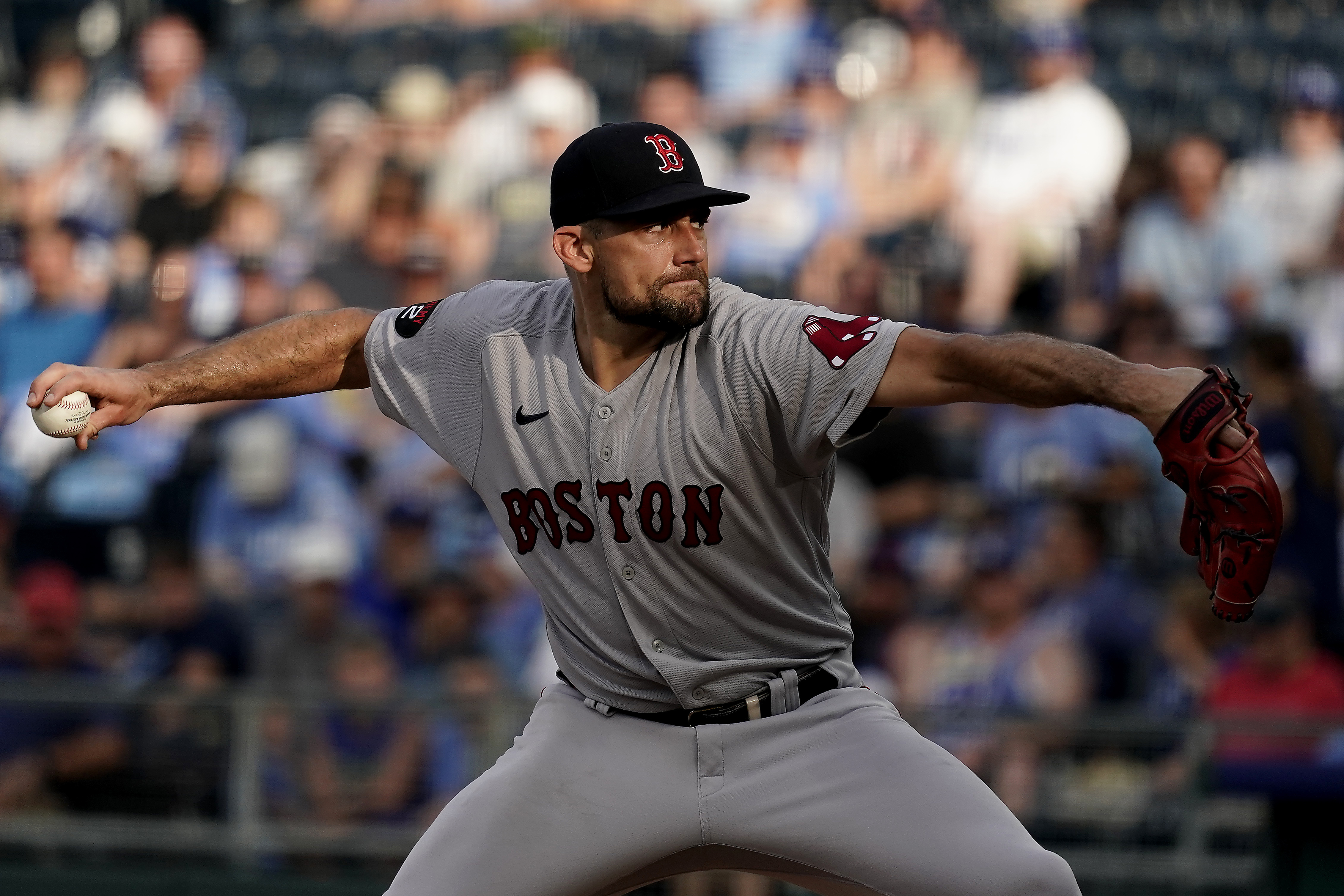 Nate Eovaldi declines the Red Sox' qualifying offer and will