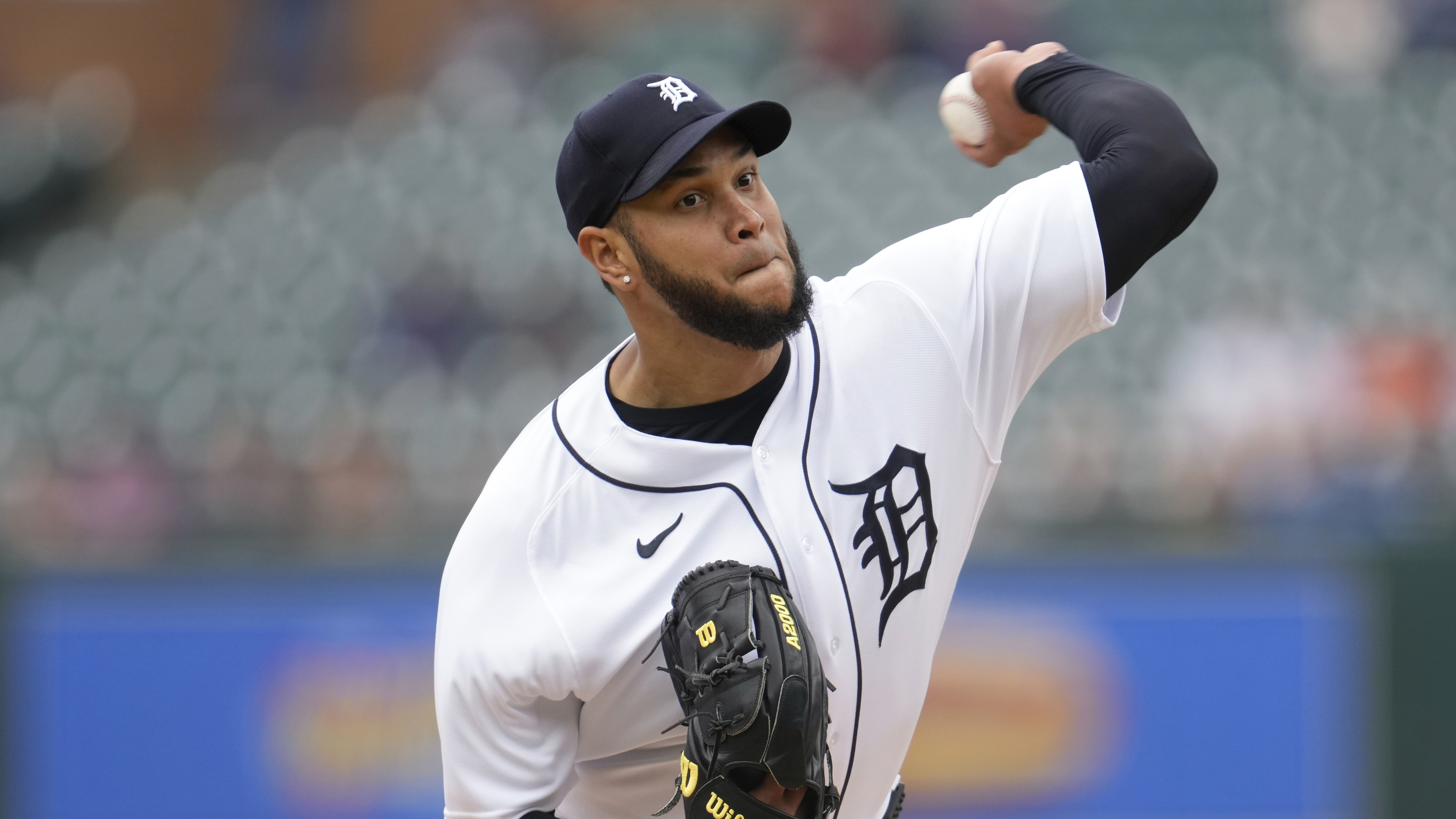 Eduardo Rodriguez pitches Detroit Tigers to win over Kansas City