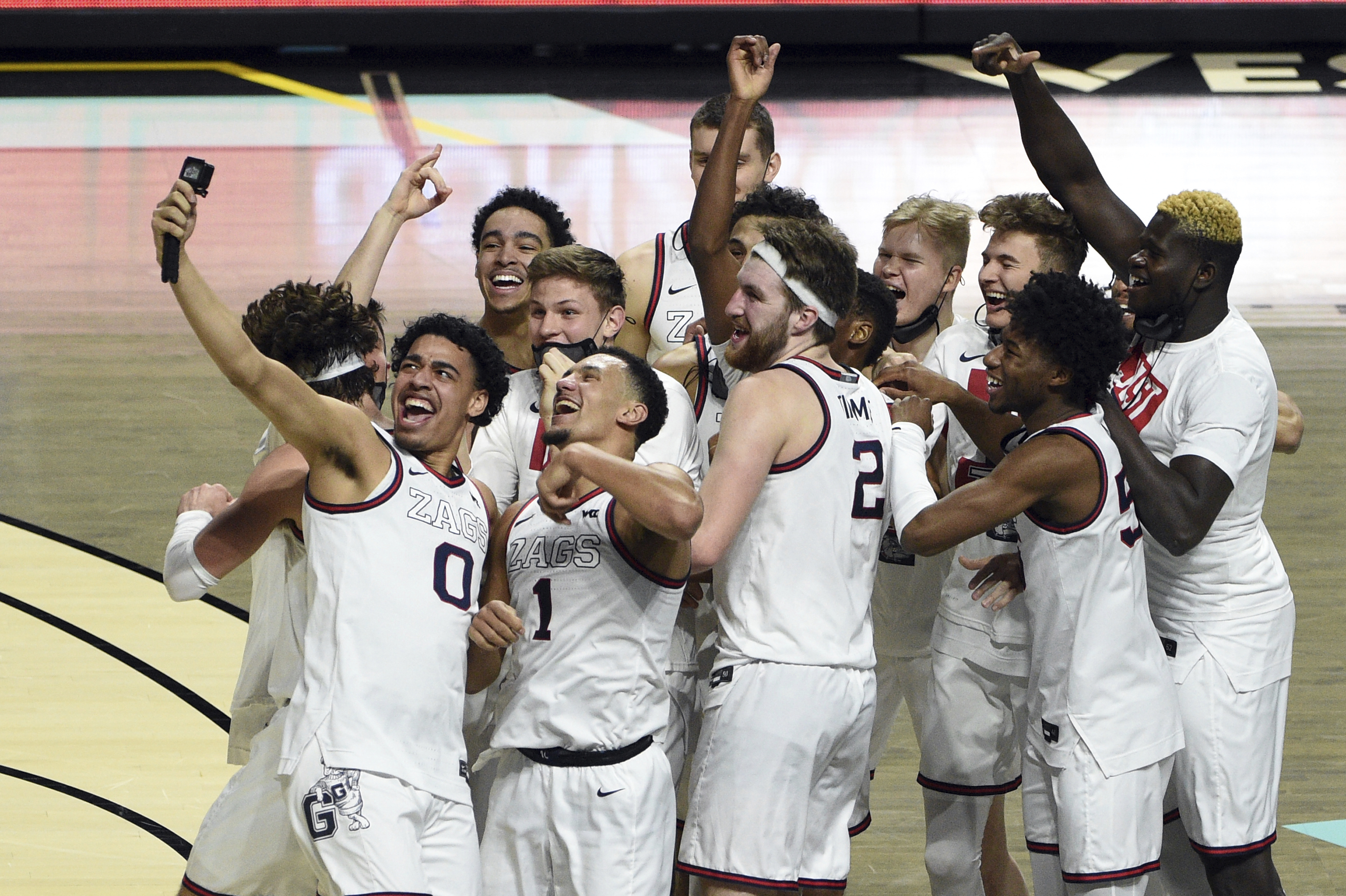 What time is NCAA Selection Sunday 2021? How to watch March Madness live stream, TV channel, more info