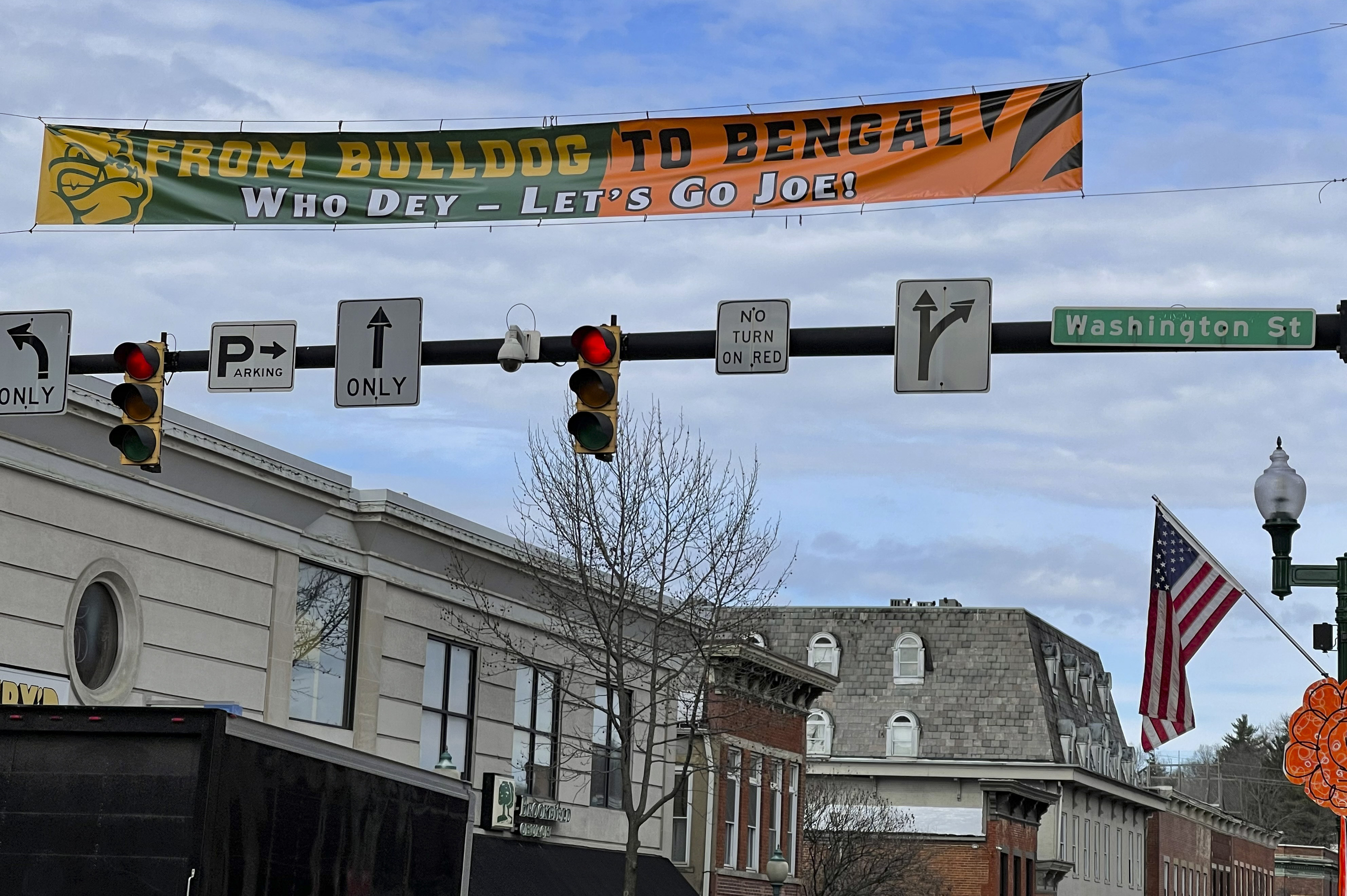 Who Dey Demand: Vendors sell Bengals gear in middle of winter storm