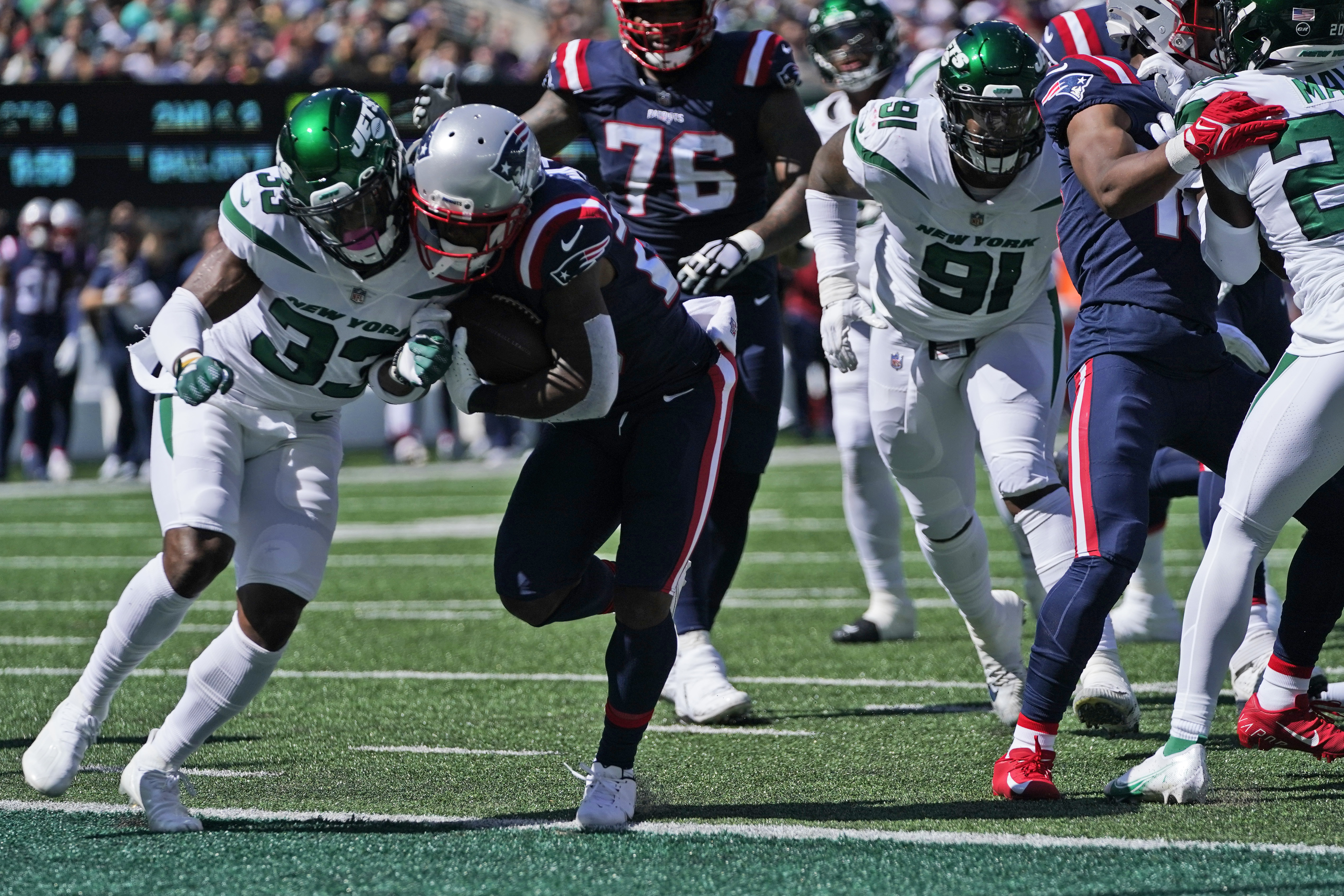 Zach Wilson, defense lead NY Jets to first win of the season