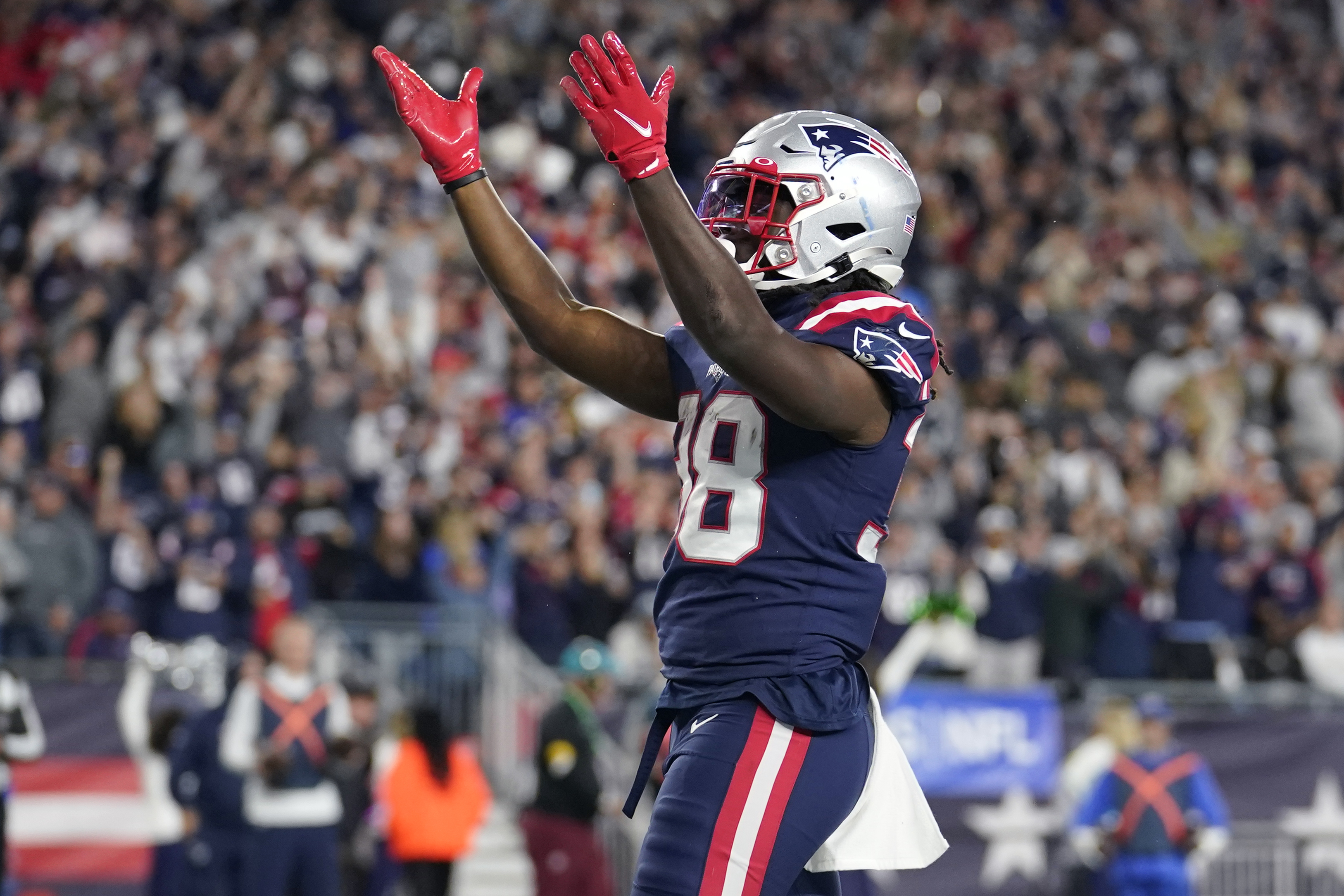 Patriots roster analysis: Rhamondre Stevenson might play an even bigger  role in 2022 - Pats Pulpit