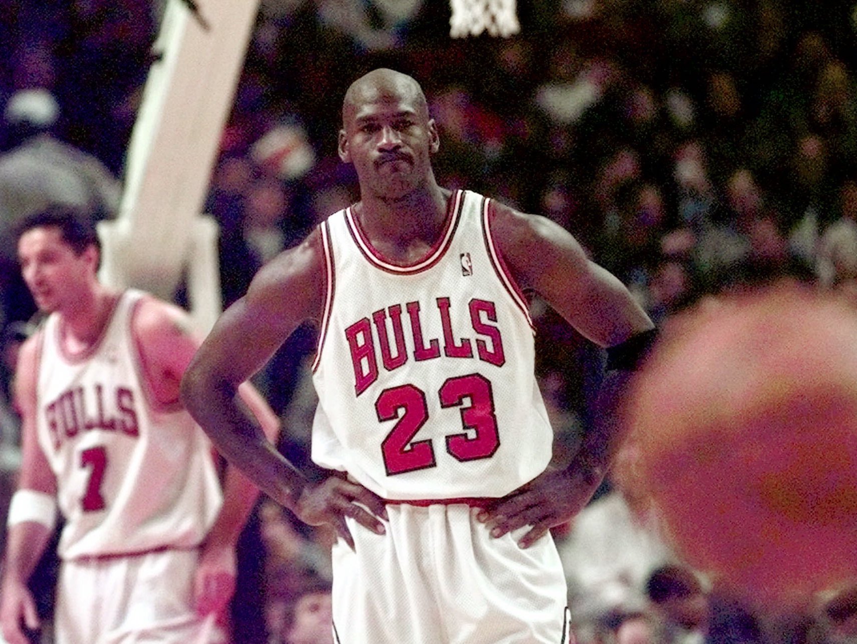 how much does nike pay michael jordan per year