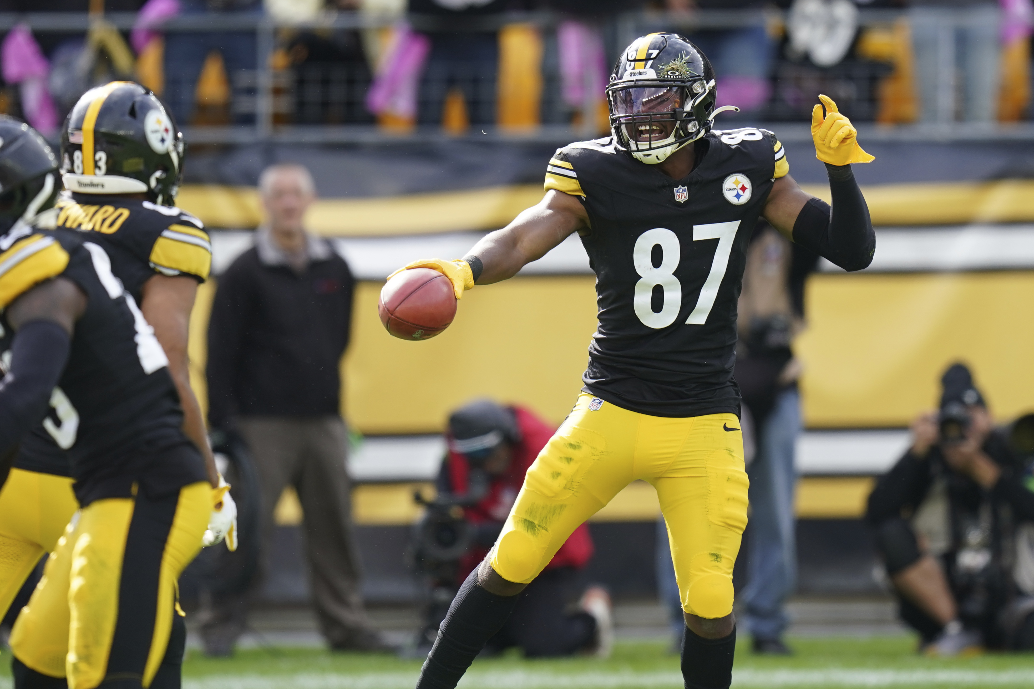 Pittsburgh Steelers vs. New England Patriots: Live scores, updates