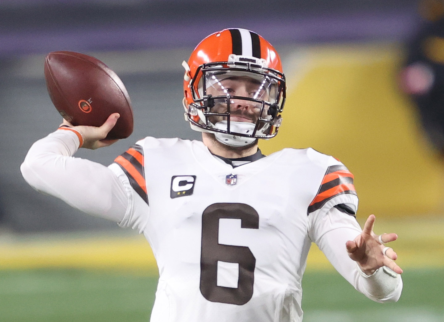 By the Numbers: Baker Mayfield beats the Steelers, sends Browns to playoffs  with his feet