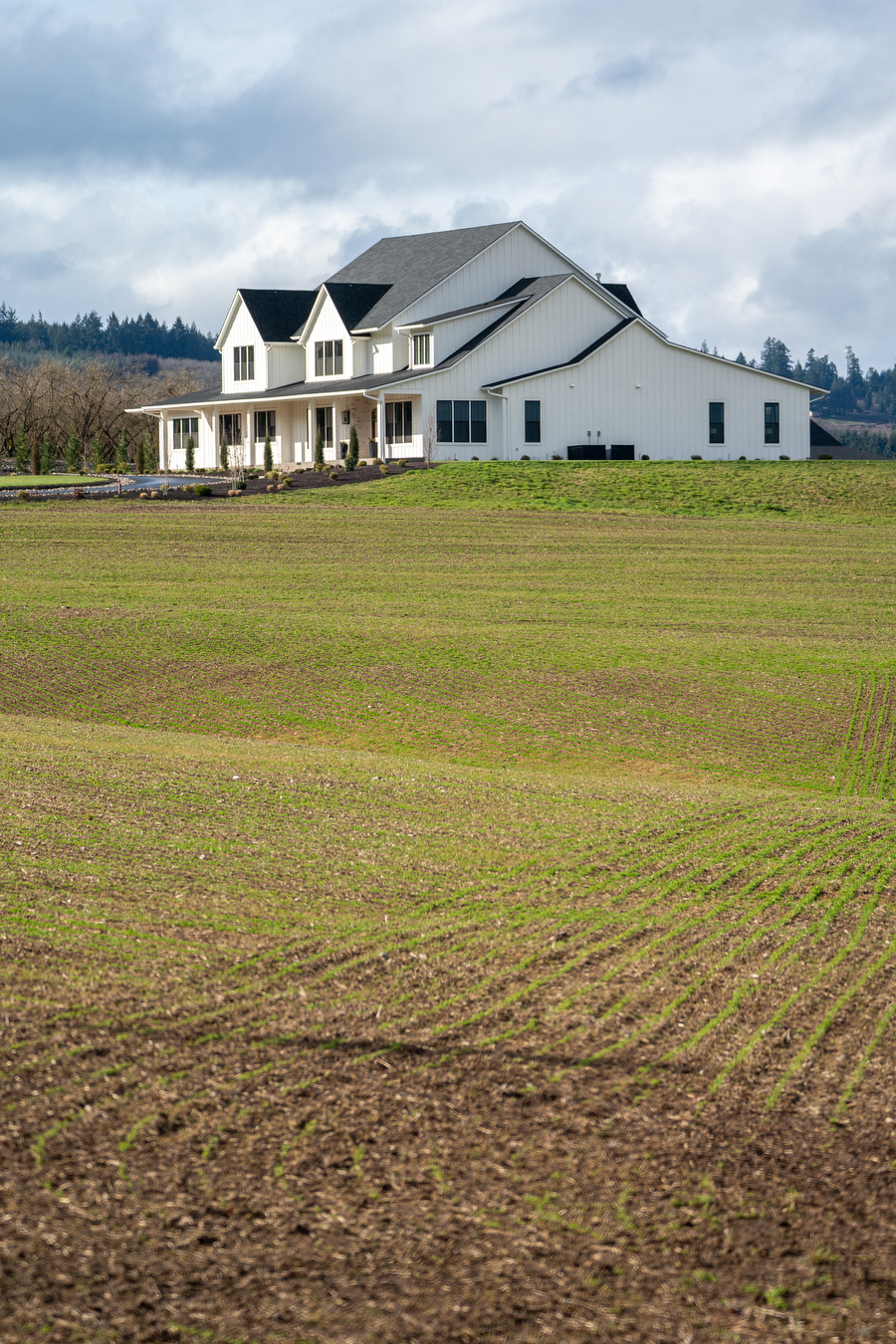 Forest Grove luxury farmhouse - oregonlive.com