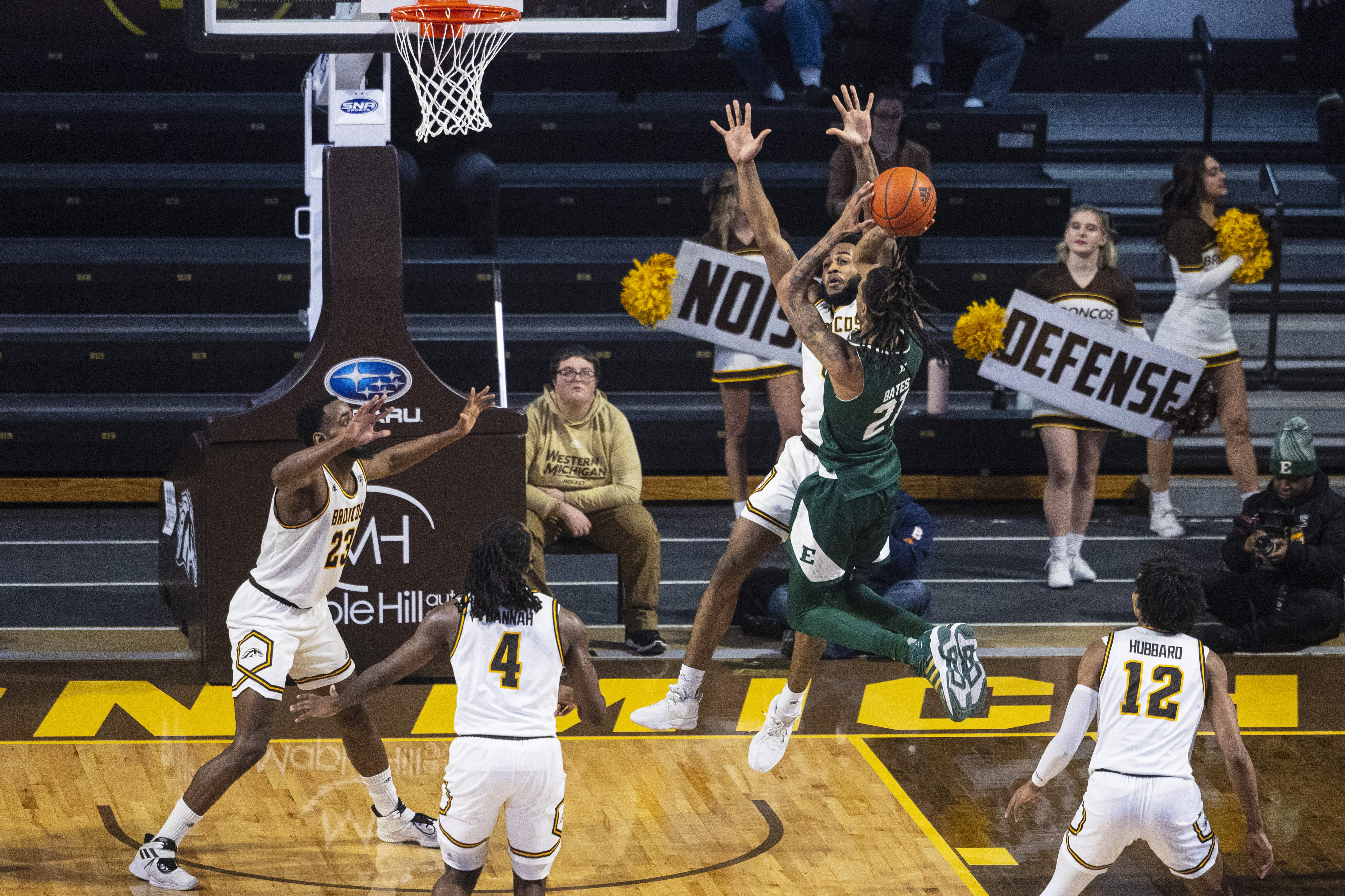 Cavaliers Draft Eastern Michigan Star, Former Top HS Recruit Emoni Bates in  Second Round - Sports Illustrated