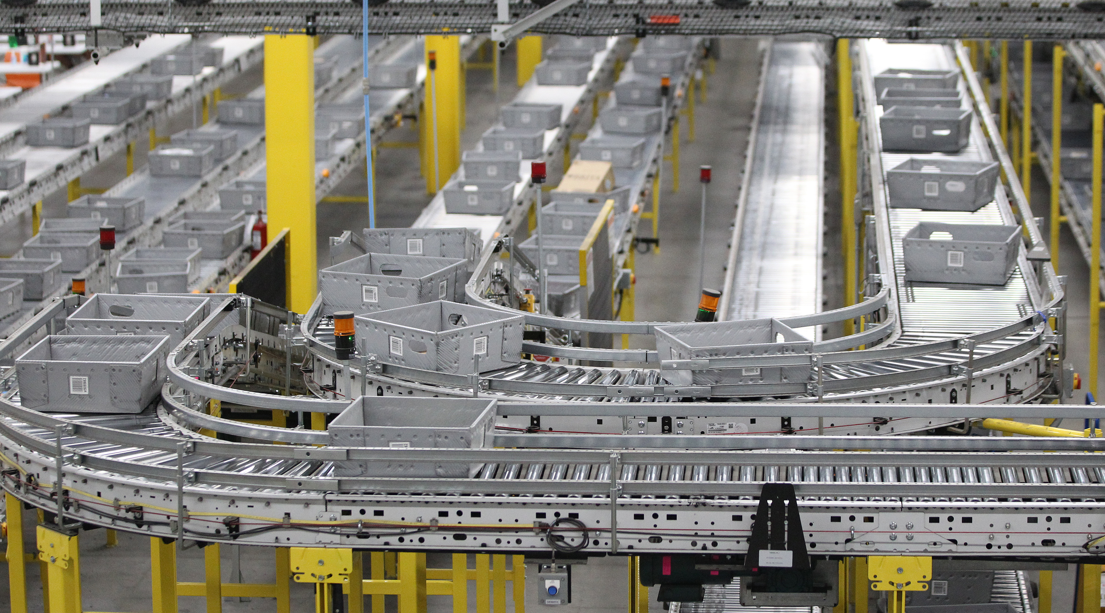 A tour of Amazon's CLE2 delivery station in North Randall as they ...