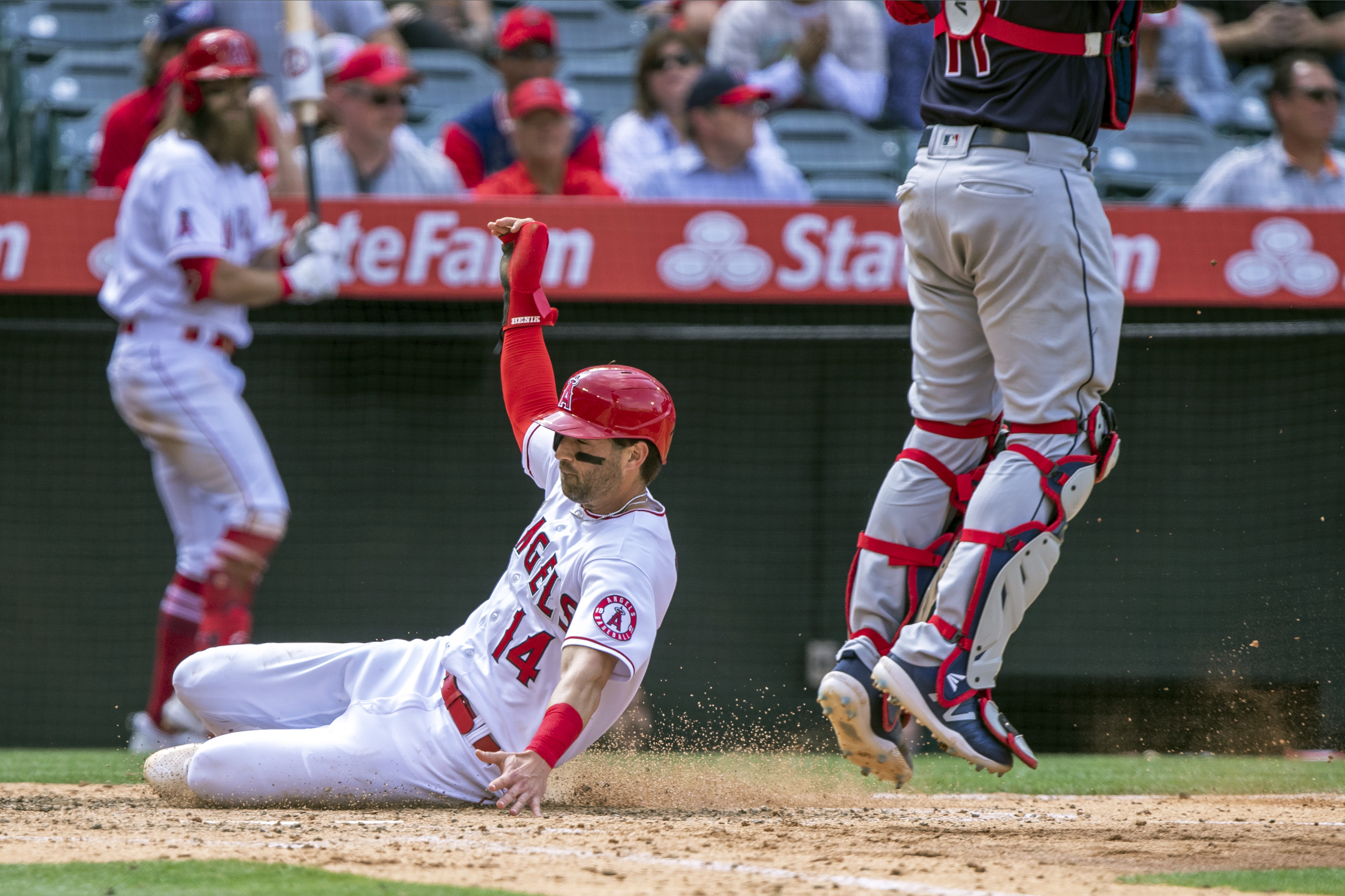 Yankees bring back Wade in trade with Angels