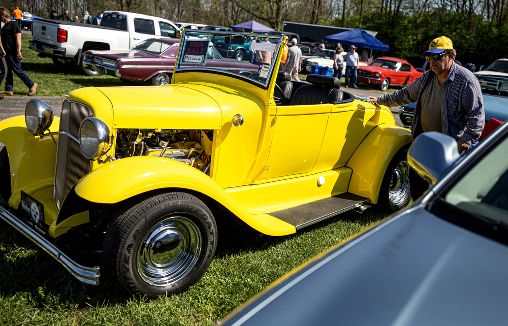 Spring Carlisle 2023 auto show and flea market