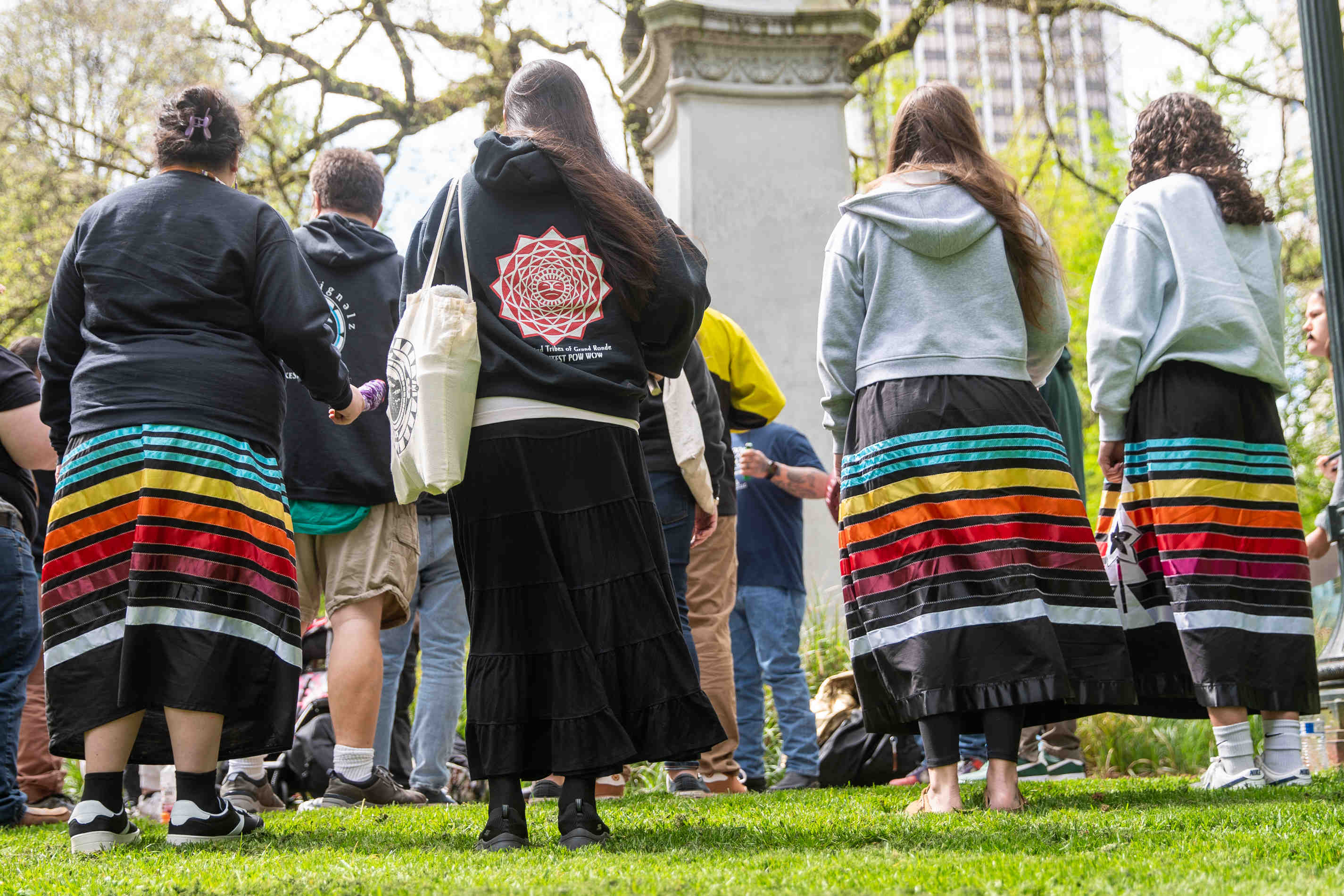 Grand Ronde tribe rallies in Portland over land dispute at Willamette ...