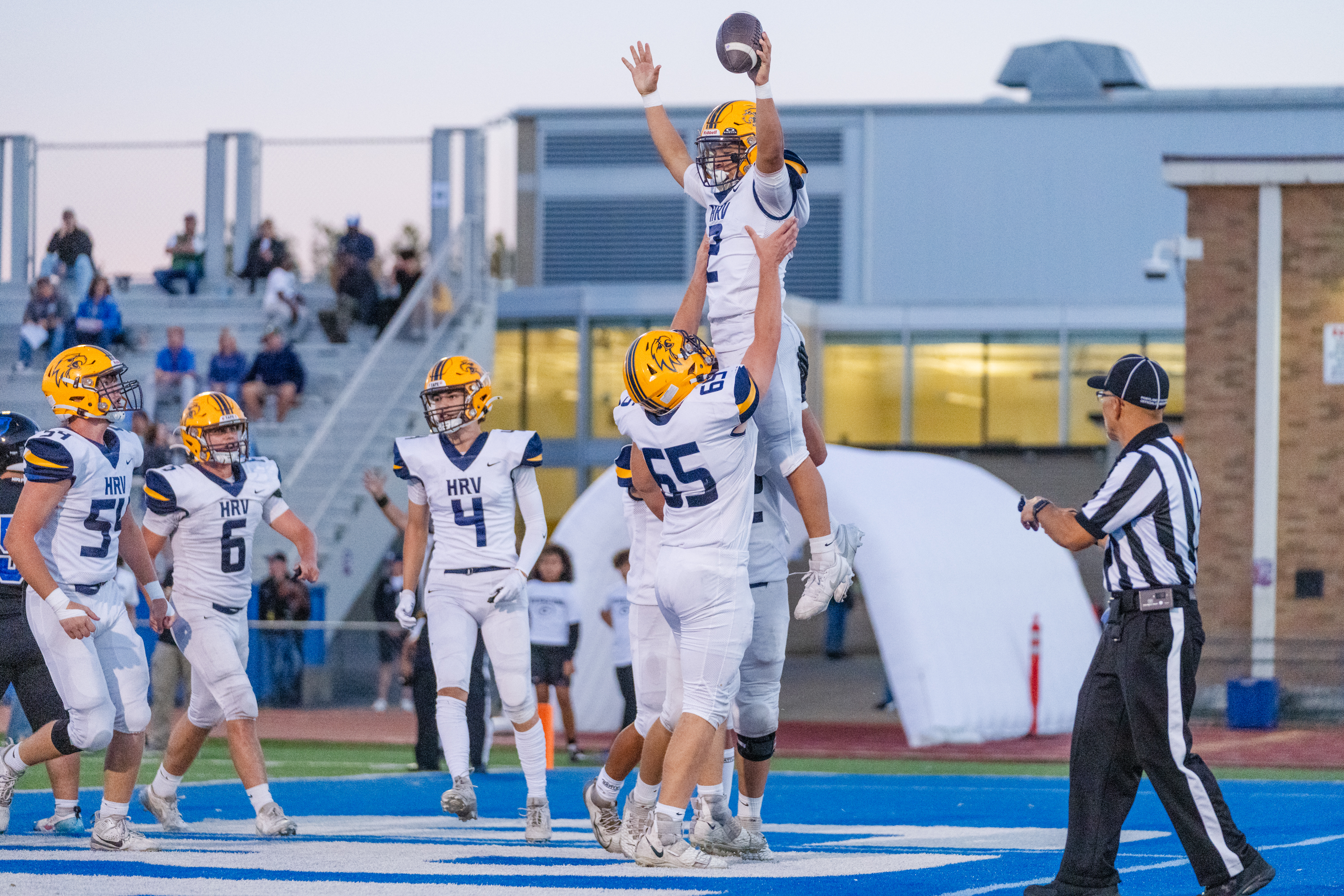 Oregon high school football: Gresham Gophers vs. Hood River Valley ...