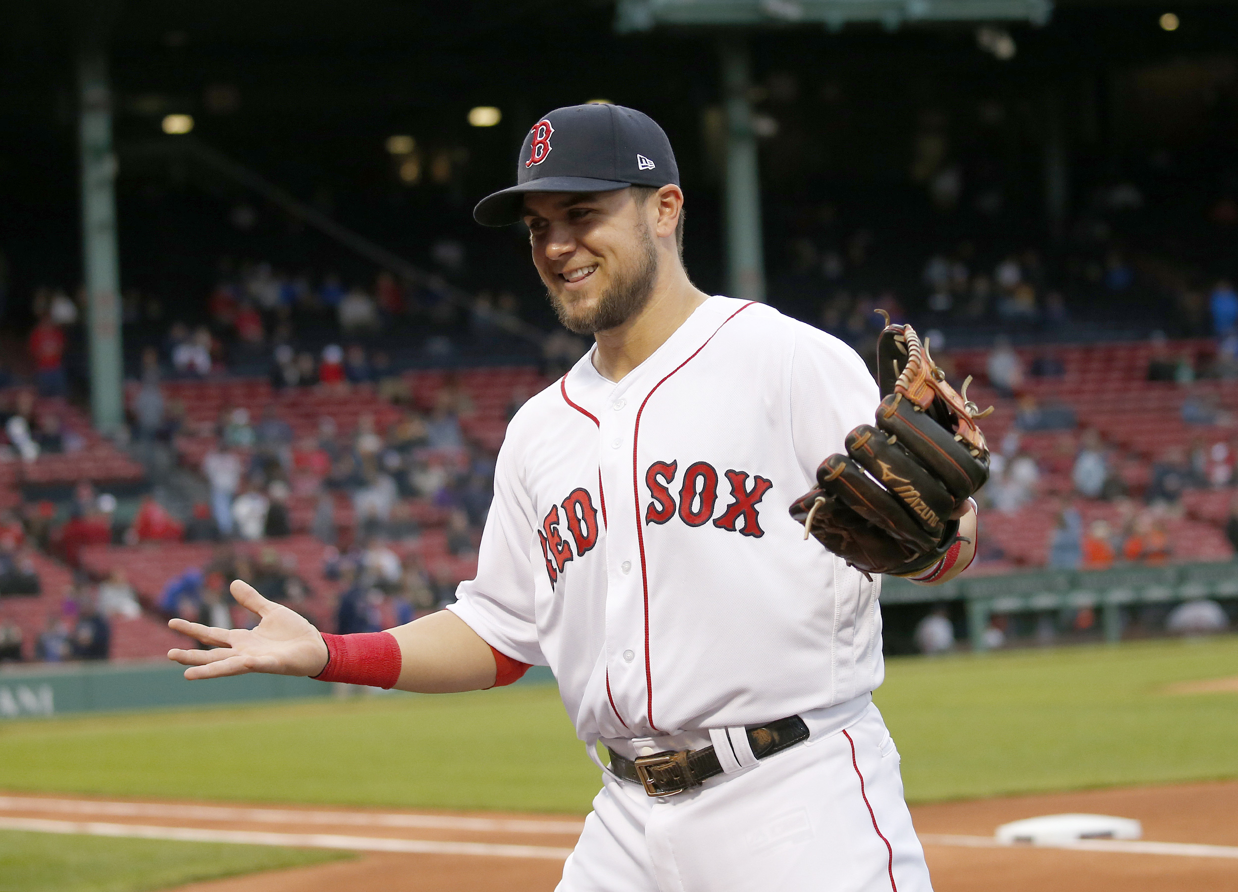 Former Red Sox infielder Michael Chavis agrees to minor-league