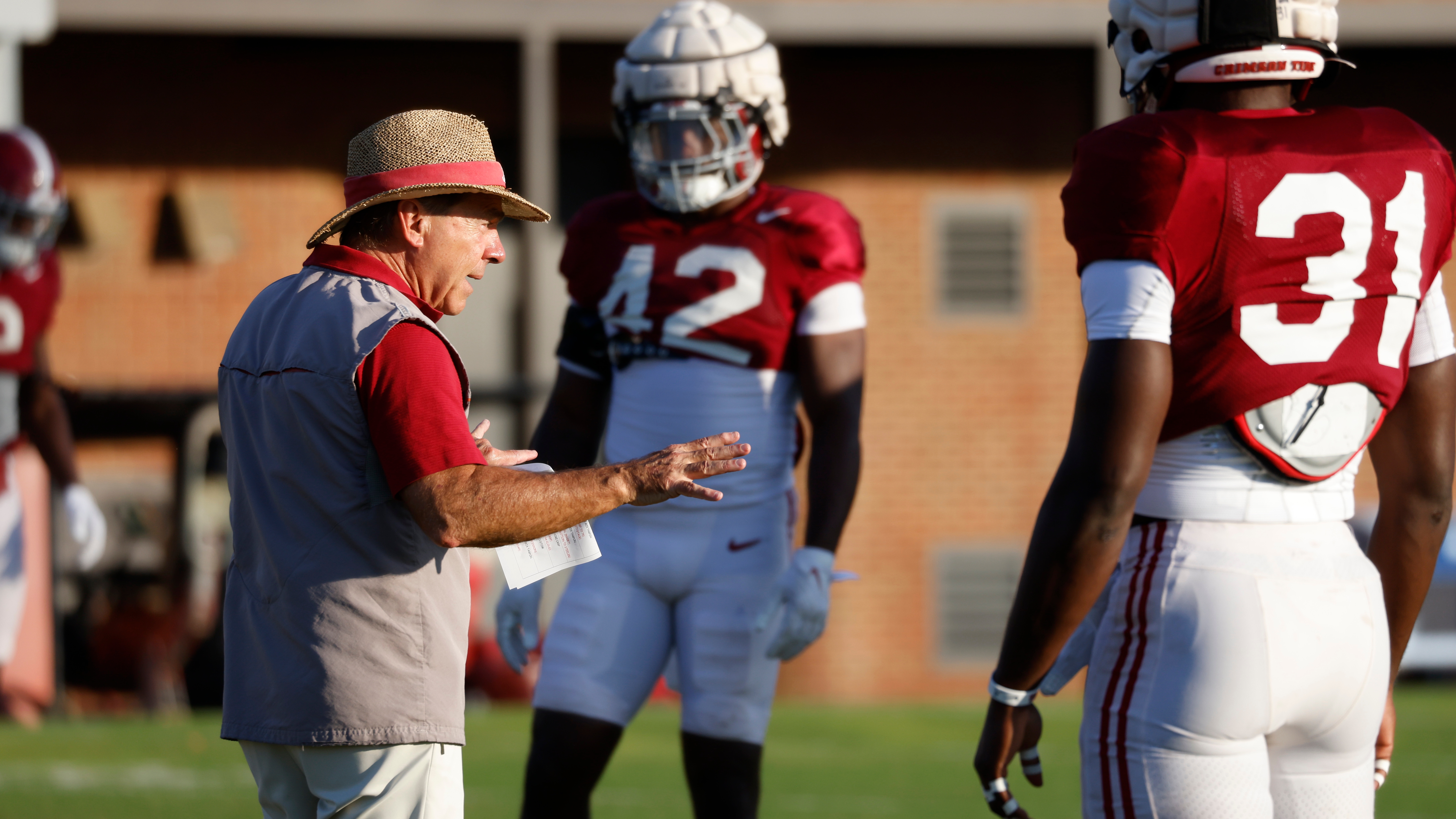 Saban describes how Alabama quarterbacks are hit during practice -  TideIllustrated