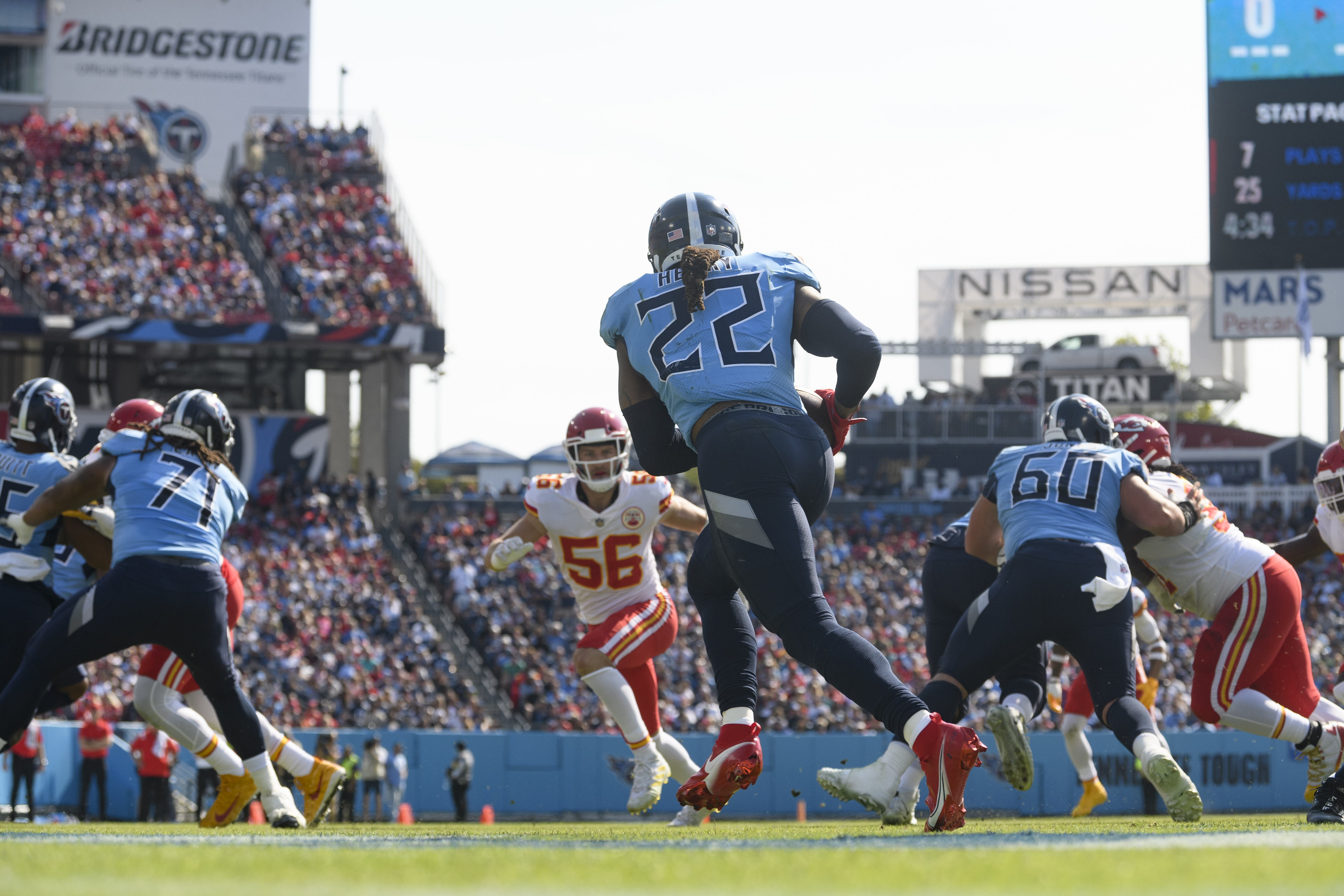 Kansas City Chiefs vs. Tennessee Titans Prediction, Pick, and Odds: Will  Patrick Mahomes Light Up SNF?