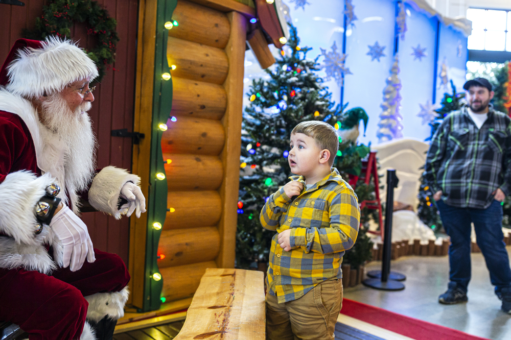 From tears to smiles, visits with central Pa. mall Santas almost