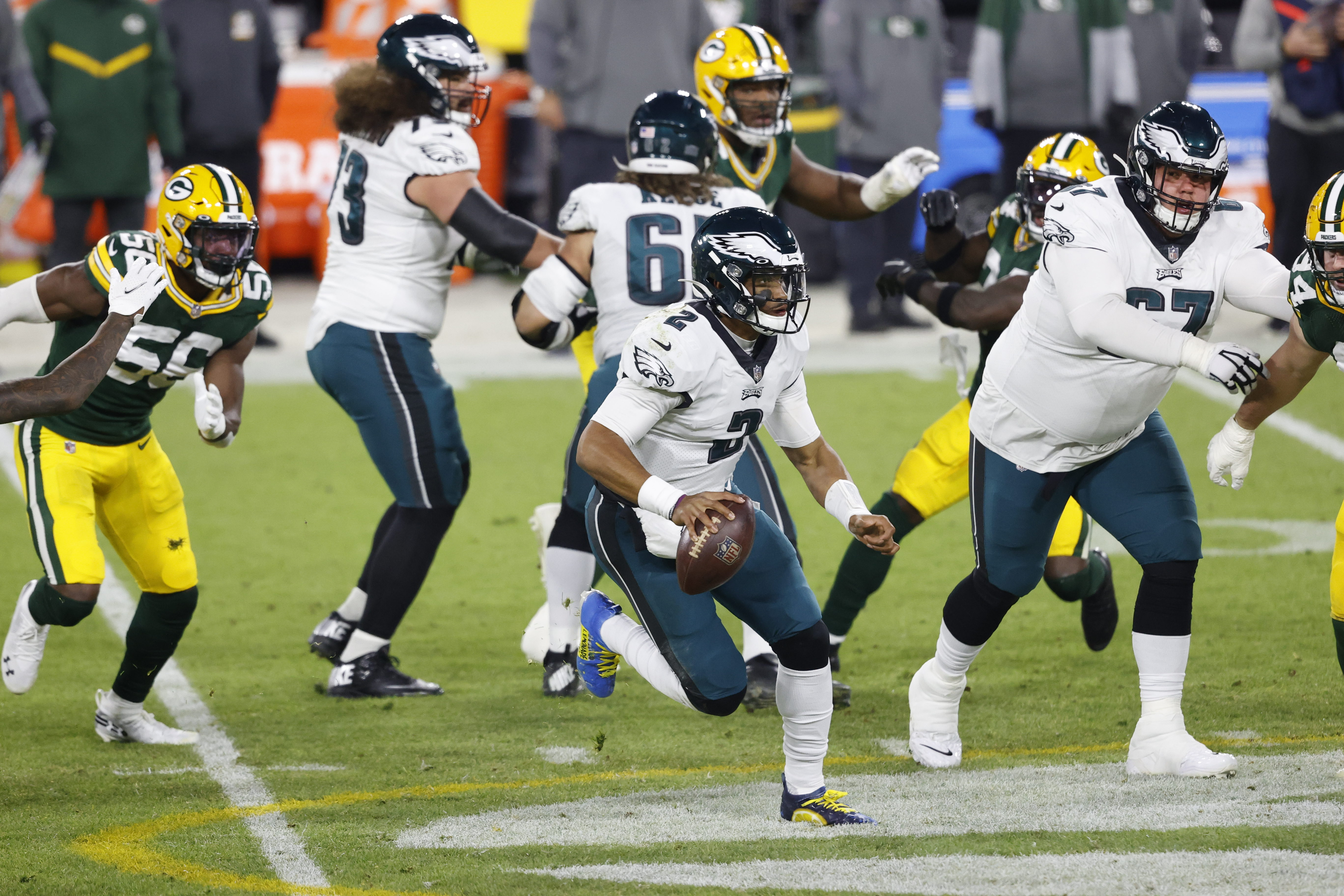 Carson Wentz benched for Jalen Hurts; Eagles fall to Green Bay