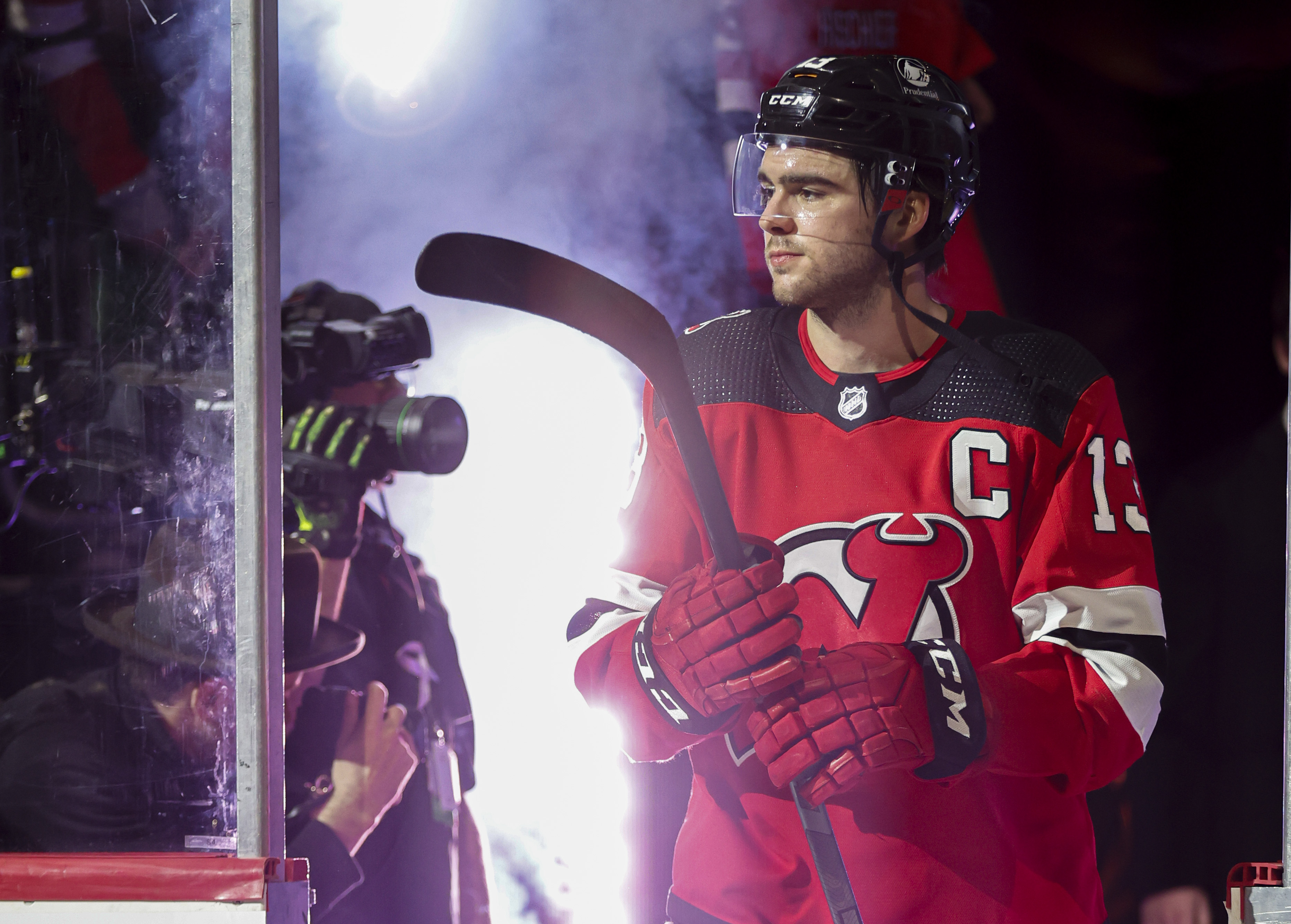 Hischier nhl deals