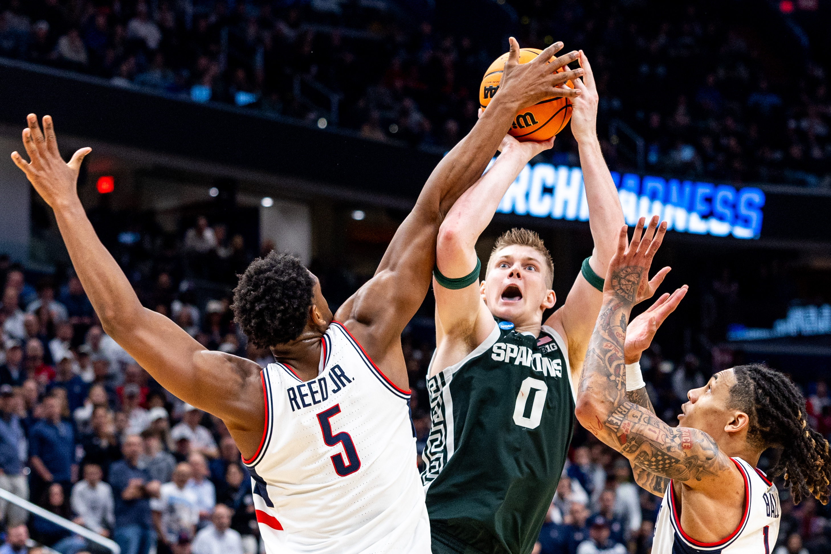 Michigan State, UConn battle in Sweet 16 - mlive.com