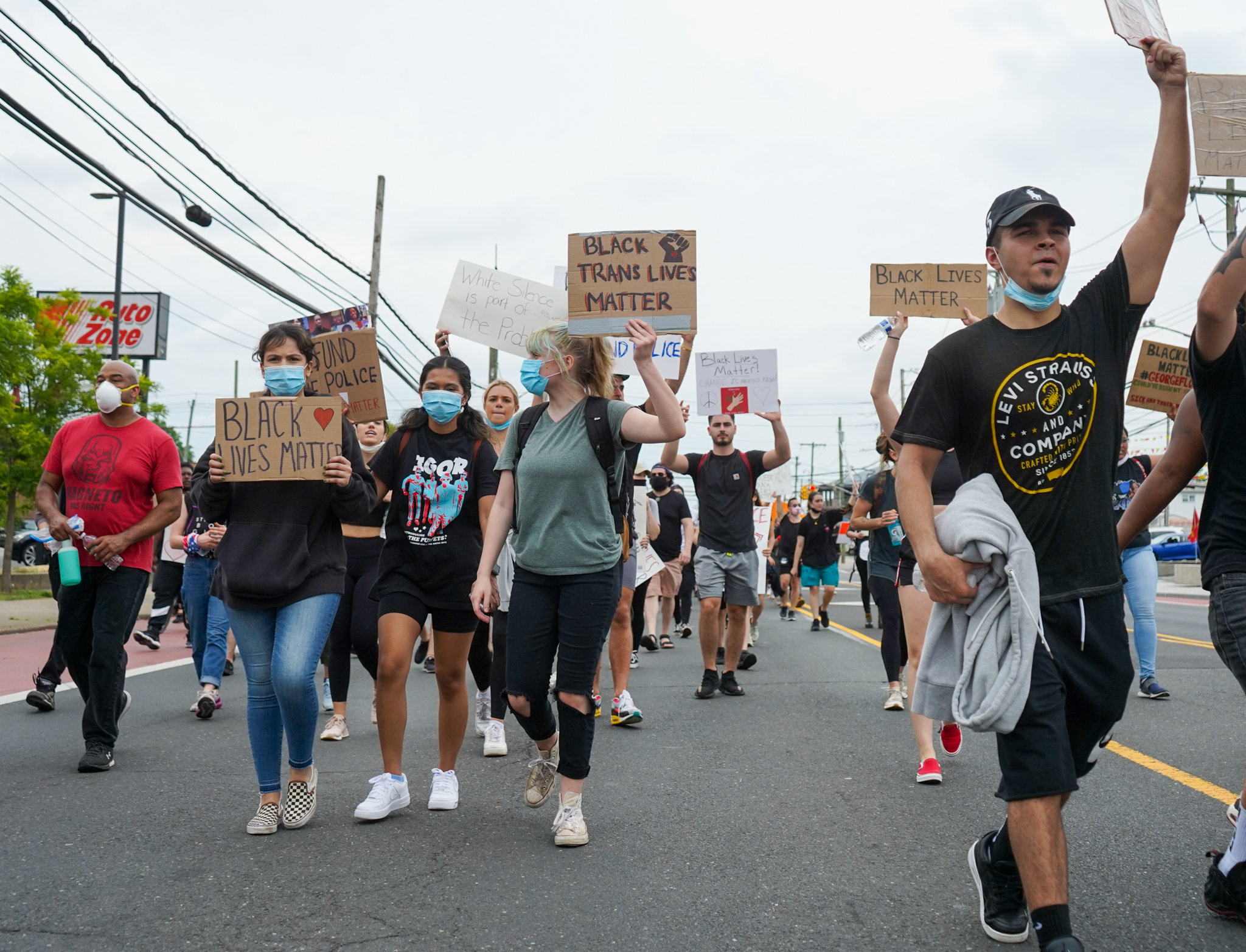 Protesters march along Hylan Blvd. demanding change throughout the Police Department on Friday, June 5, 2020. (Staten Island Advance/Alexandra Salmieri)