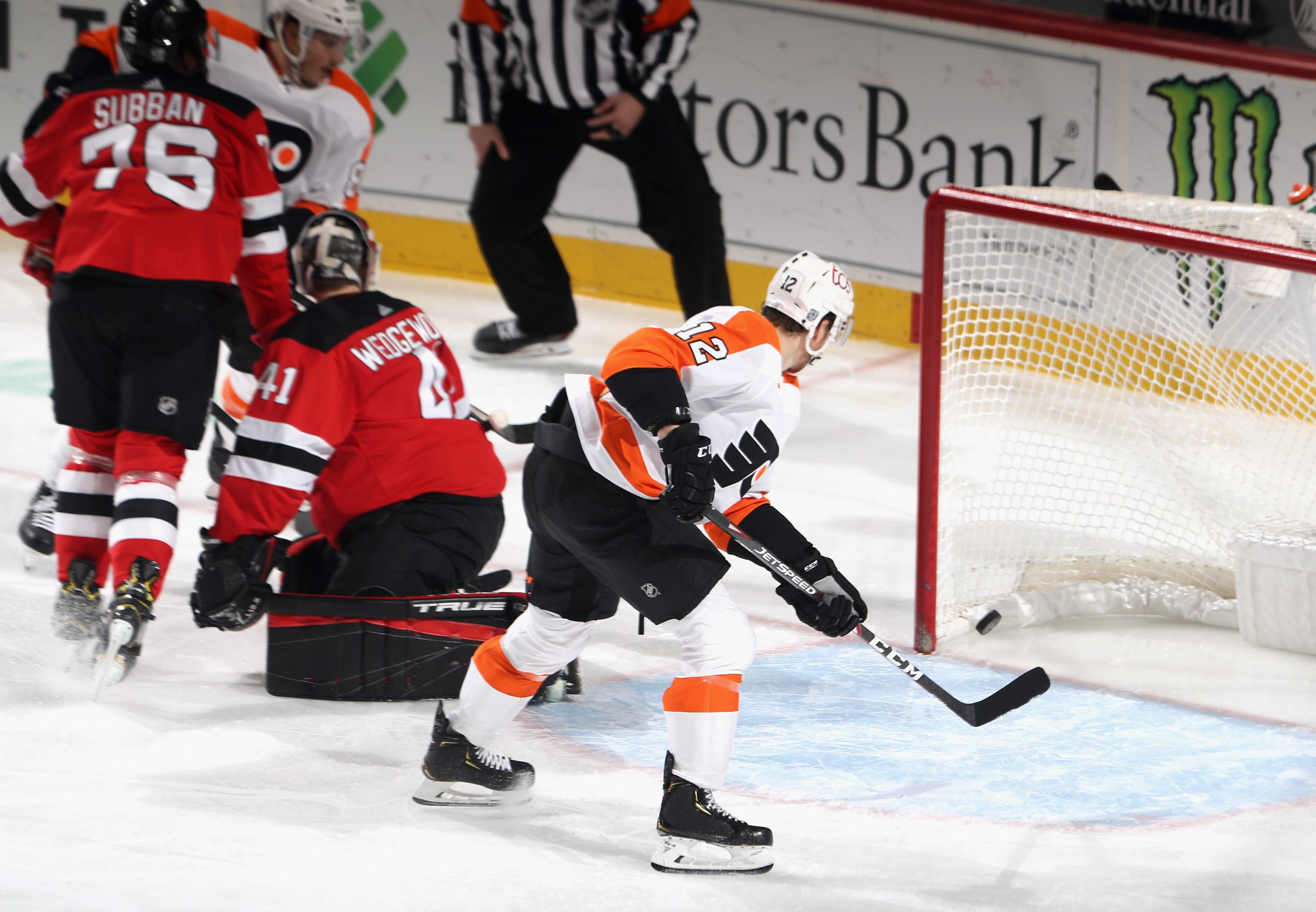 Devils can't capitalize off strong start in another loss to Flyers