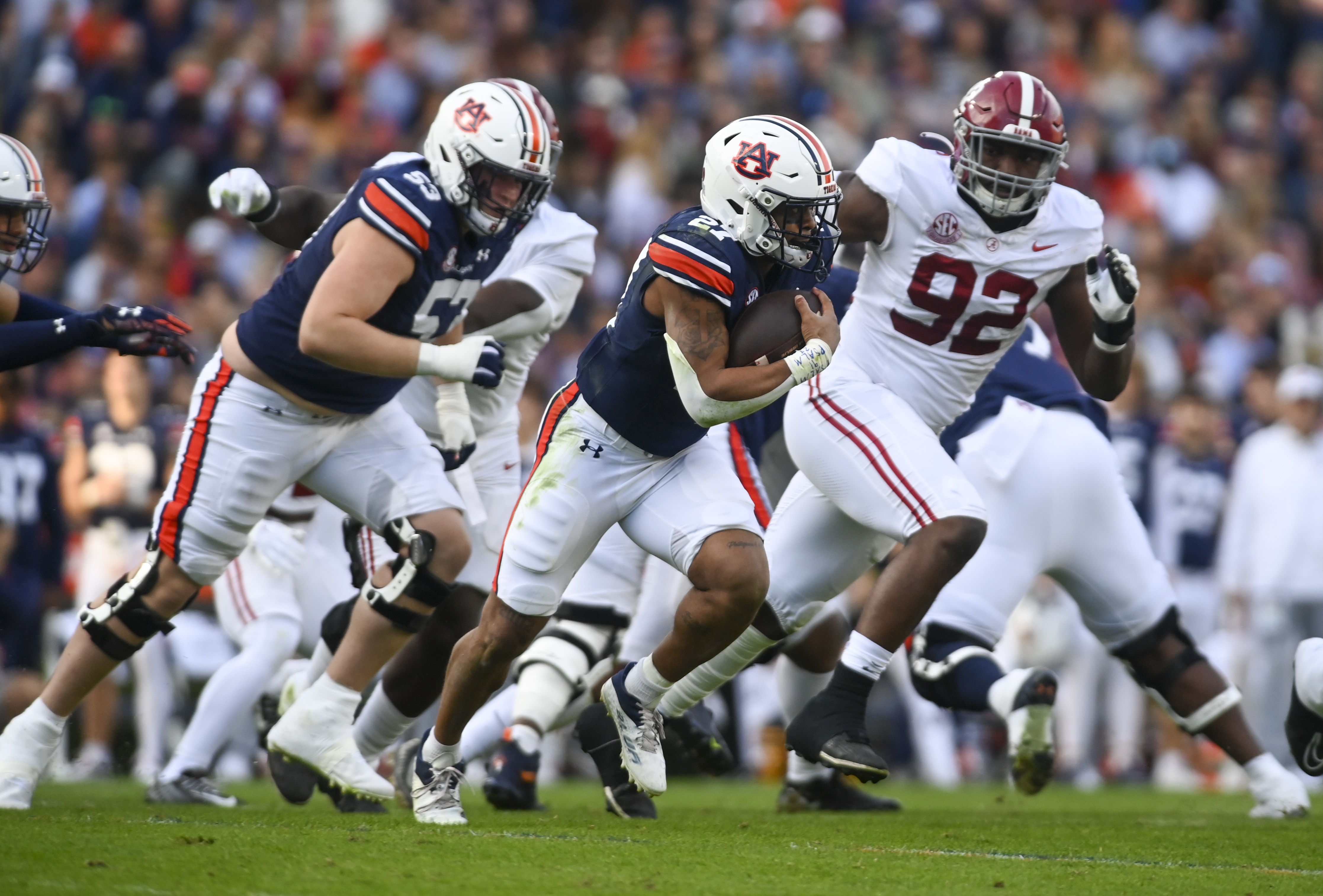 Auburn RB Jarquez Hunter undecided if he will return for 2024 season -  al.com